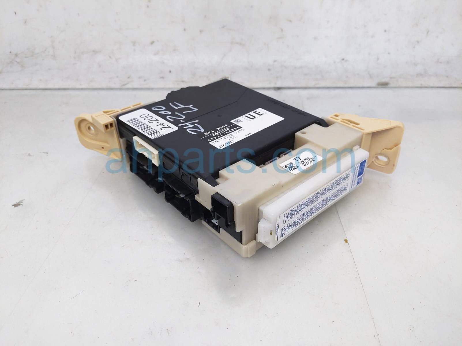 $150 Toyota MPX BODY CONTROL MODULE $150 Toyota MPX BODY CONTROL MODULE