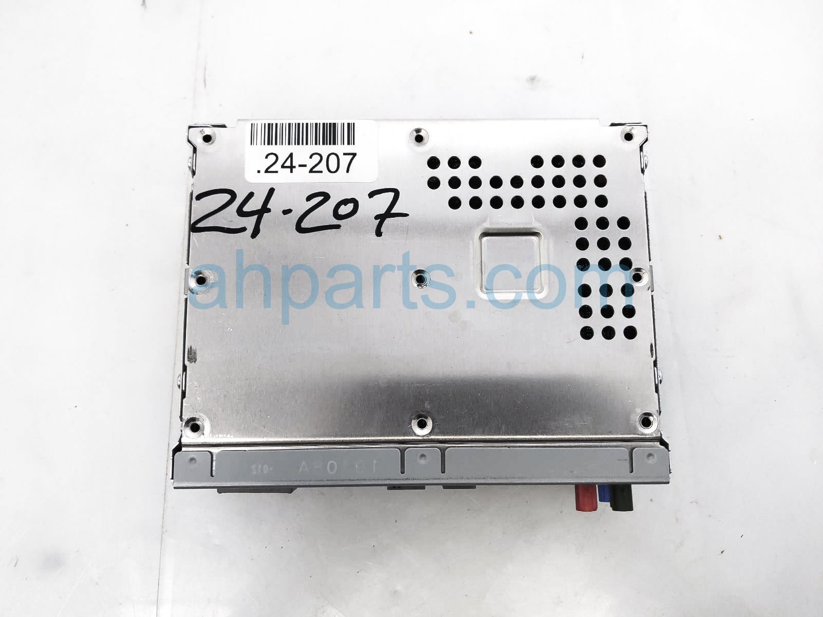 $250 Honda RADIO RECEIVER UNIT - TOURING $250 Honda RADIO RECEIVER UNIT - TOURING