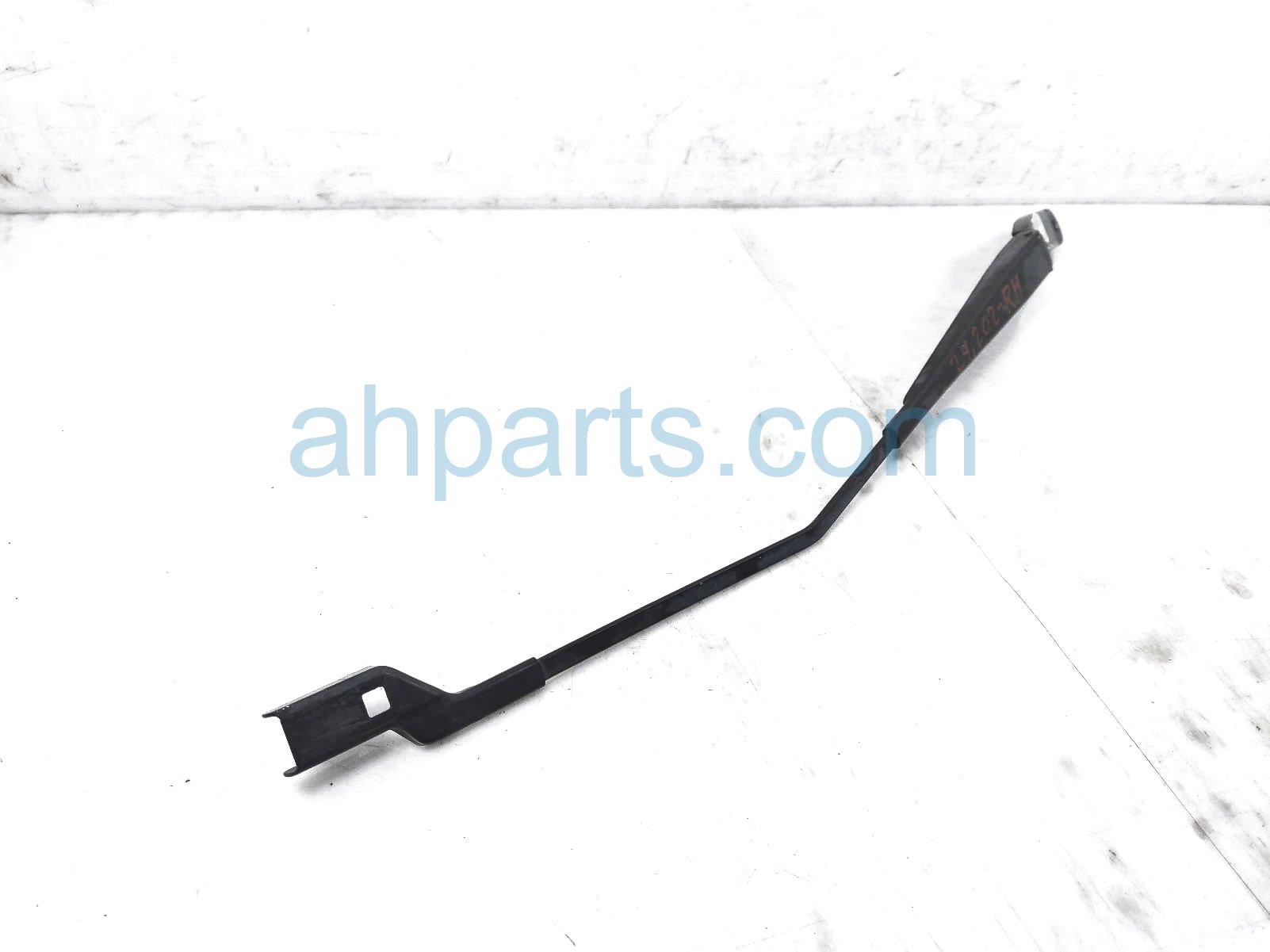 $35 Dodge RH WINDSHIELD WIPER ARM