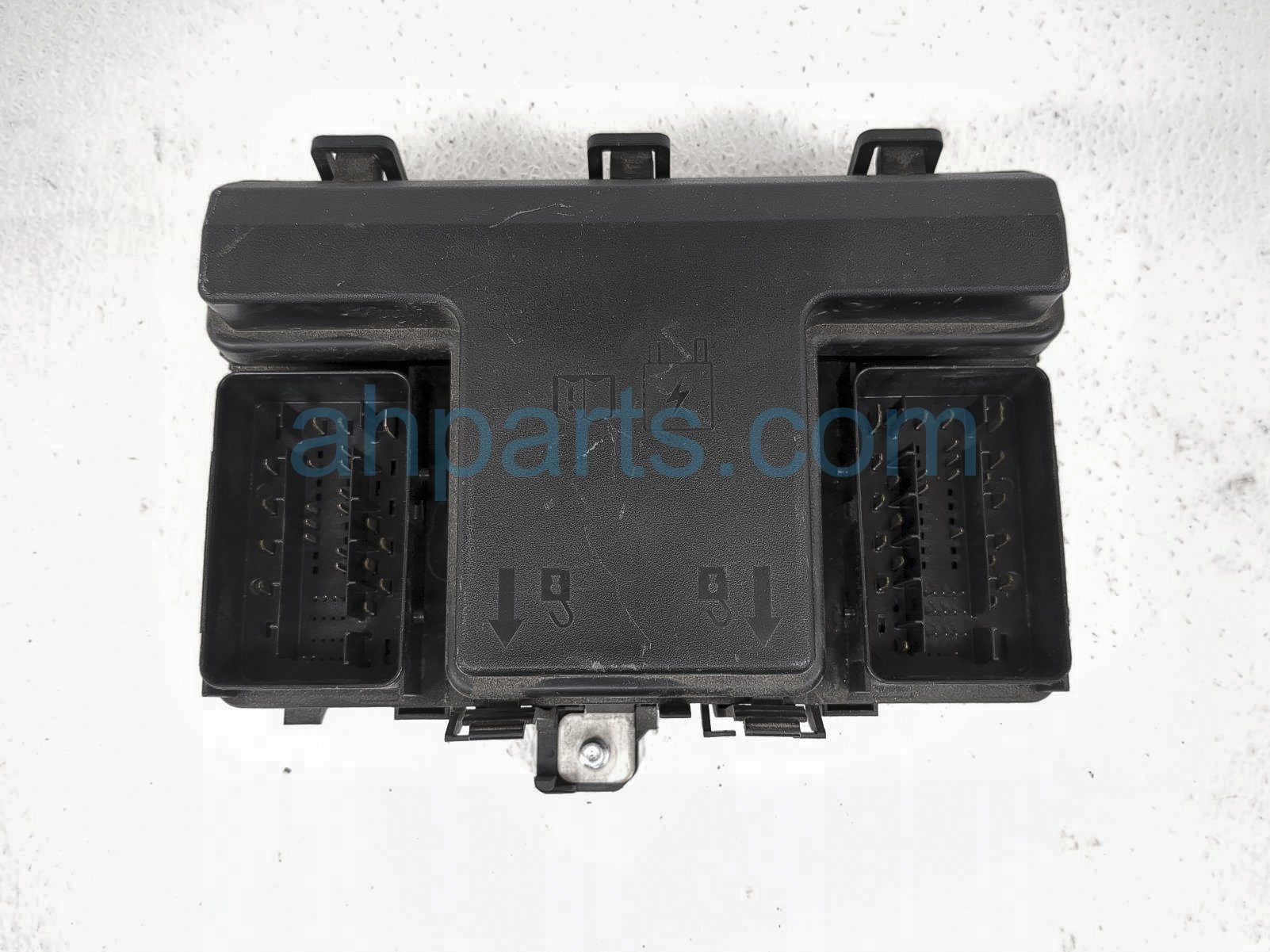 $85 Ford ENGINE FUSE BOX ASSY - 2.7T AWD ST $85 Ford ENGINE FUSE BOX ASSY - 2.7T AWD ST