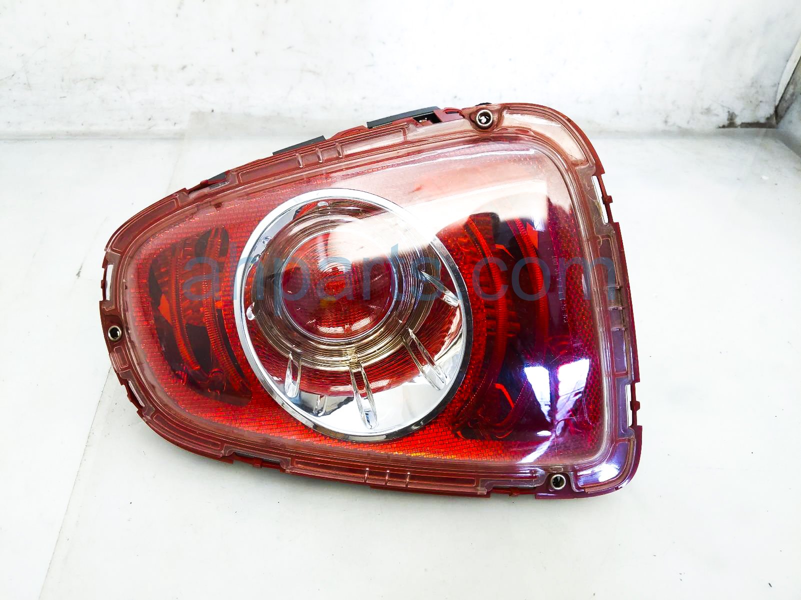 BMW RH SIDE TAIL LAMP / LIGHT