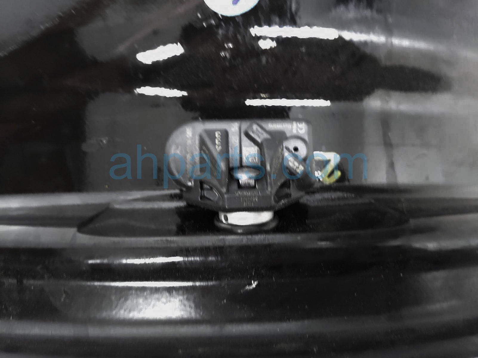 $275 Mercedes FR/RH WHEEL / RIM $275 Mercedes FR/RH WHEEL / RIM