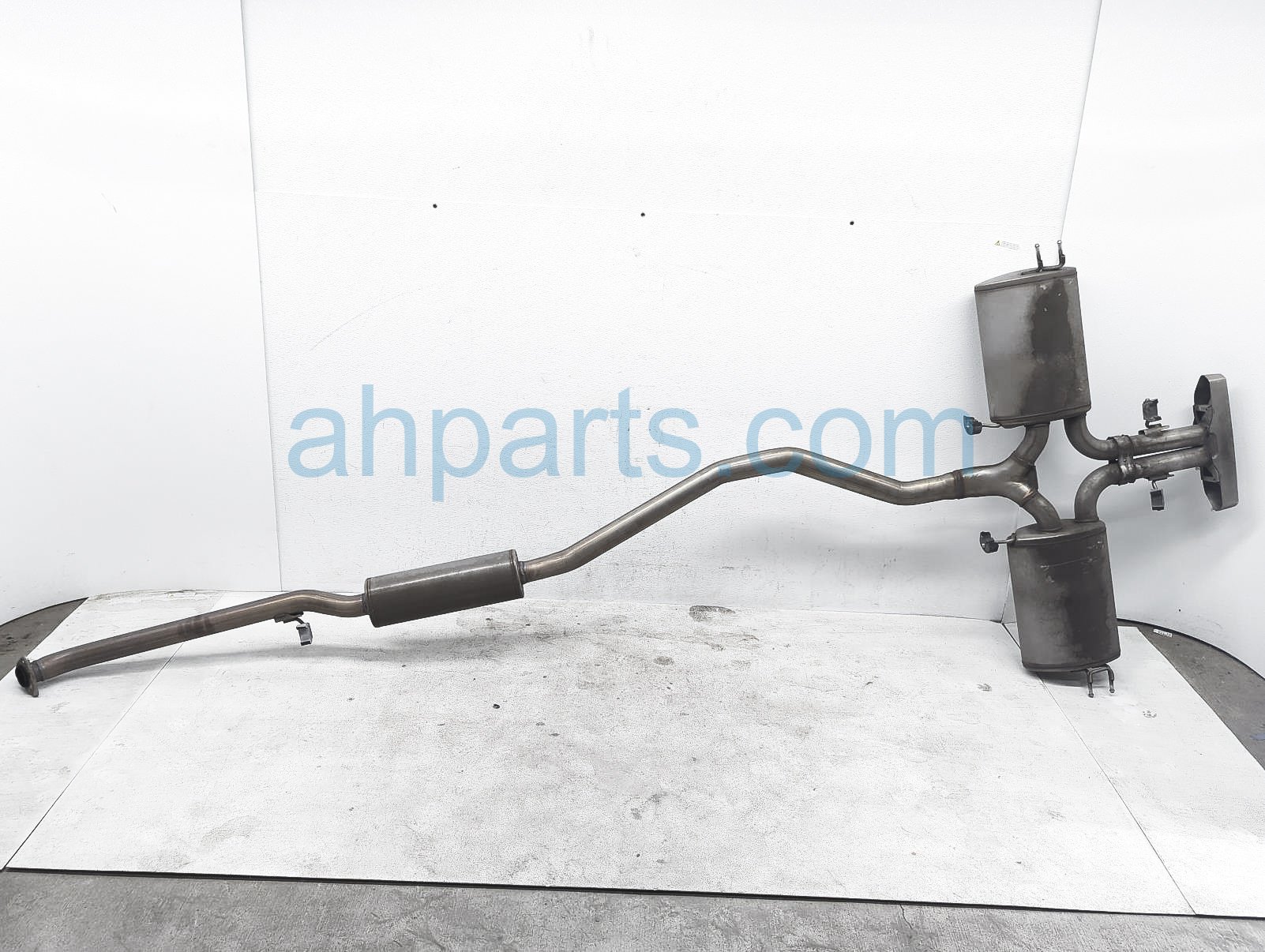 $249 Honda EXHAUST MUFFLER ASSY - SI M.T 1.5T $249 Honda EXHAUST MUFFLER ASSY - SI M.T 1.5T