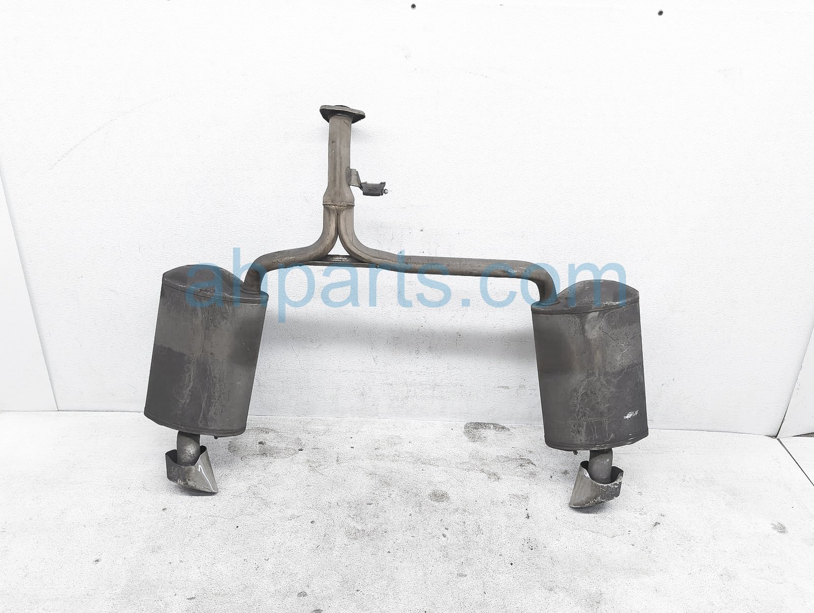 $250 Honda EXHAUST MUFFLER - CPE V6 FWD $250 Honda EXHAUST MUFFLER - CPE V6 FWD