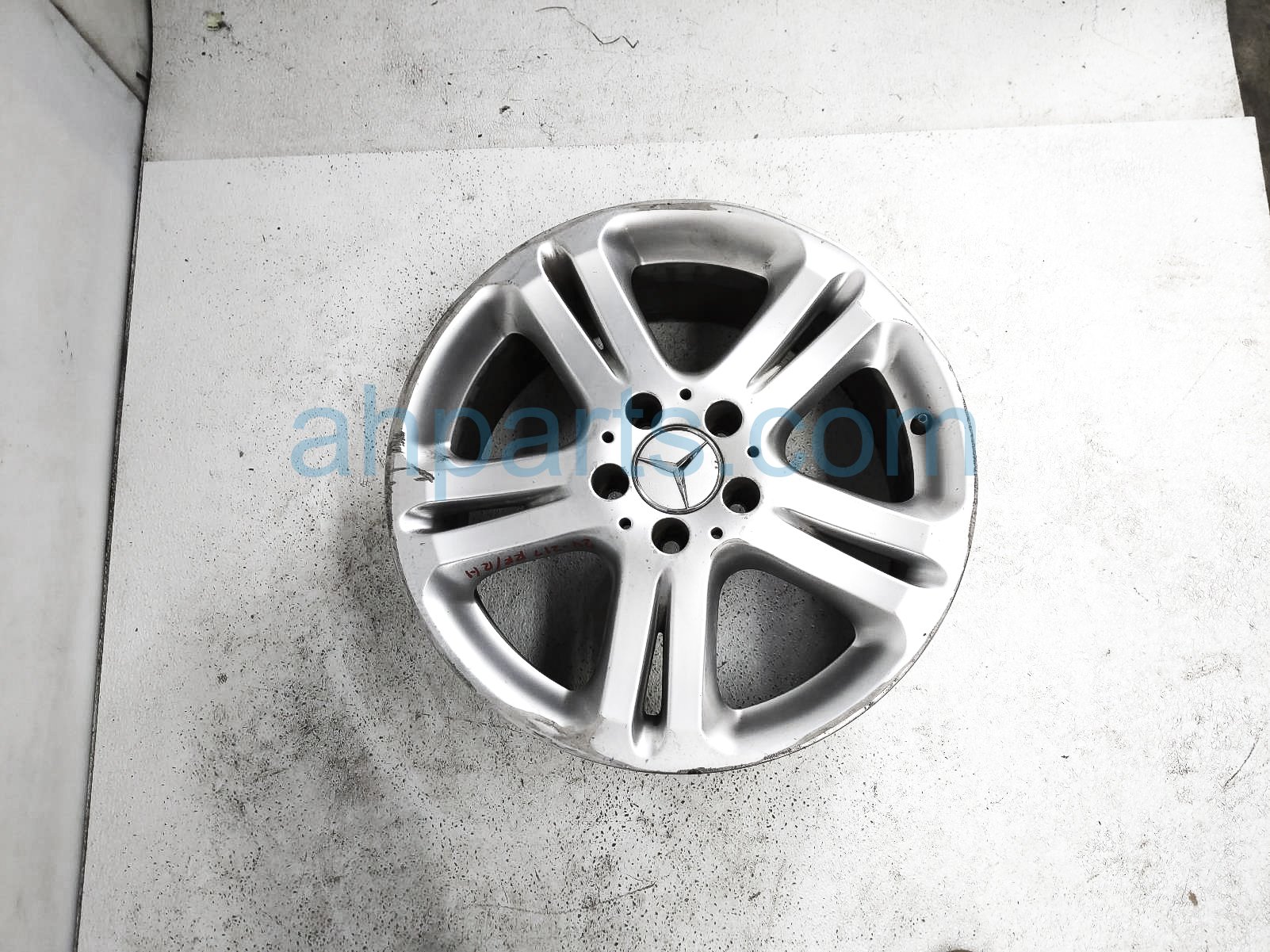 $99 Mercedes RR/RH WHEEL / RIM $99 Mercedes RR/RH WHEEL / RIM