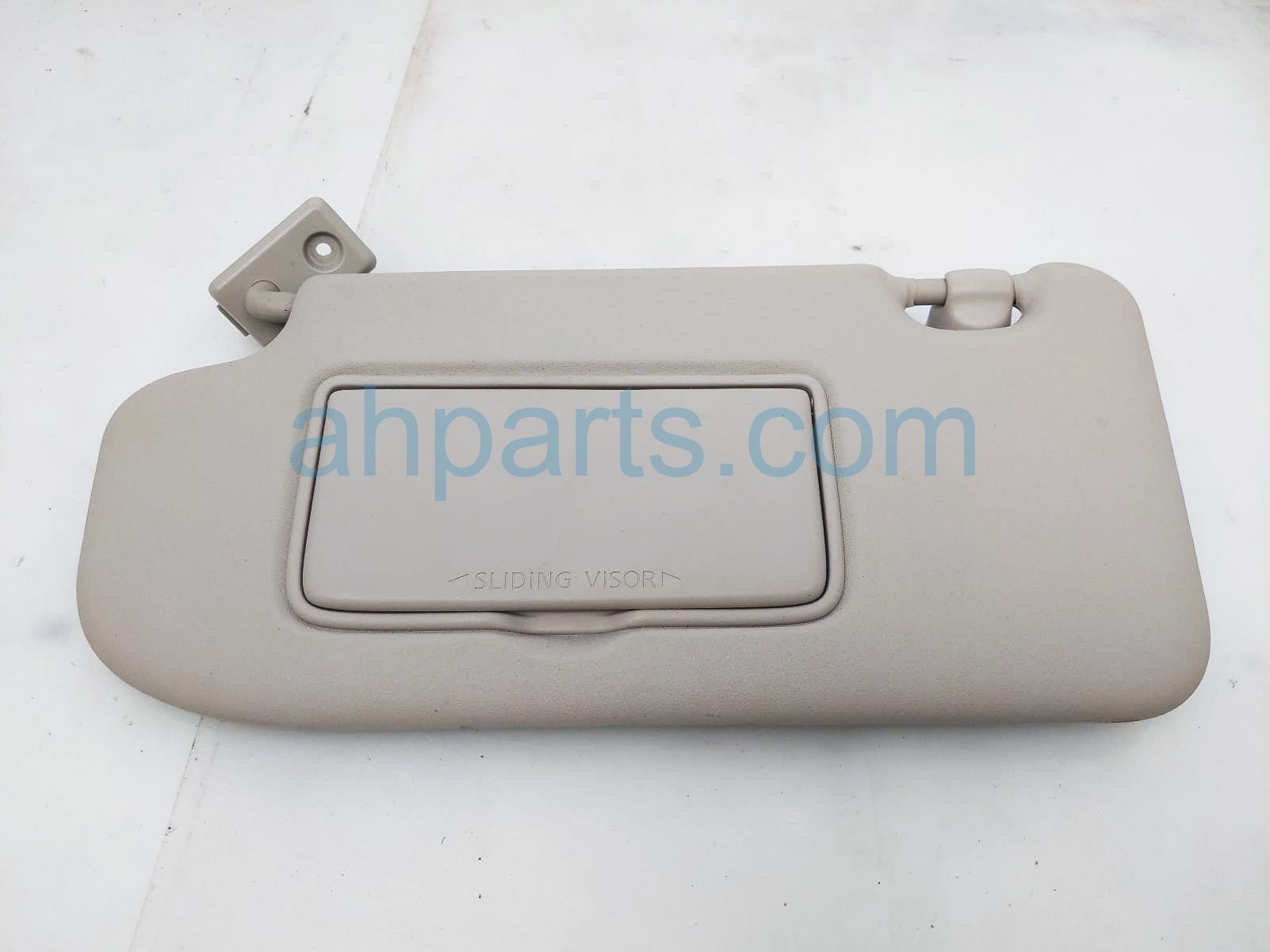 Nissan LH SUN VISOR - GREY