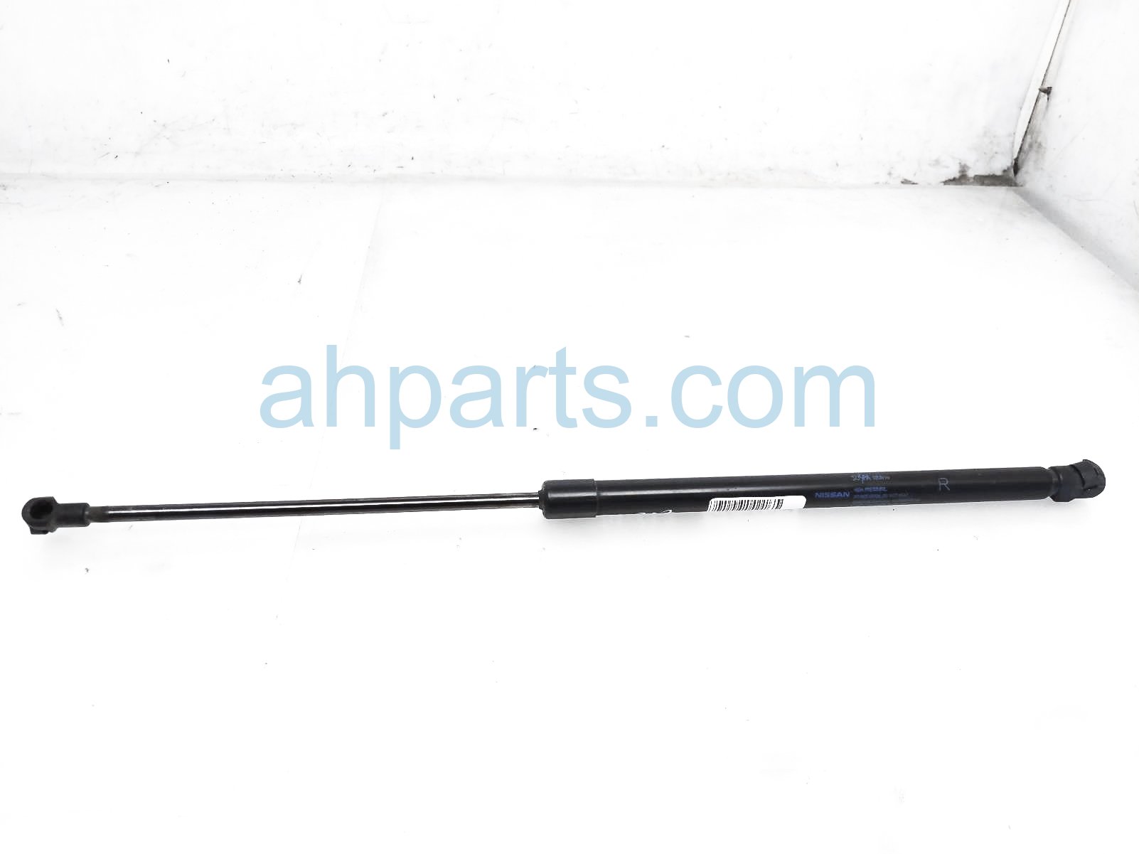 $35 Nissan RH TAILGATE LIFT CYLINDER / STRUT