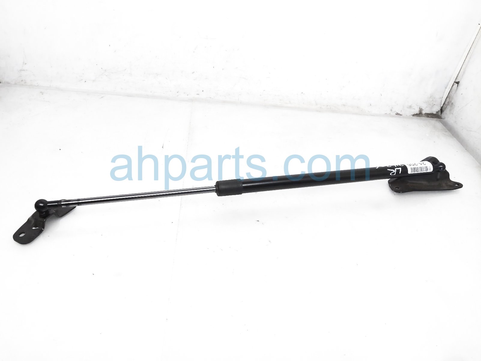 $35 Subaru RR/LH TAILGATE STRUT / LIFT CYLINDER $35 Subaru RR/LH TAILGATE STRUT / LIFT CYLINDER