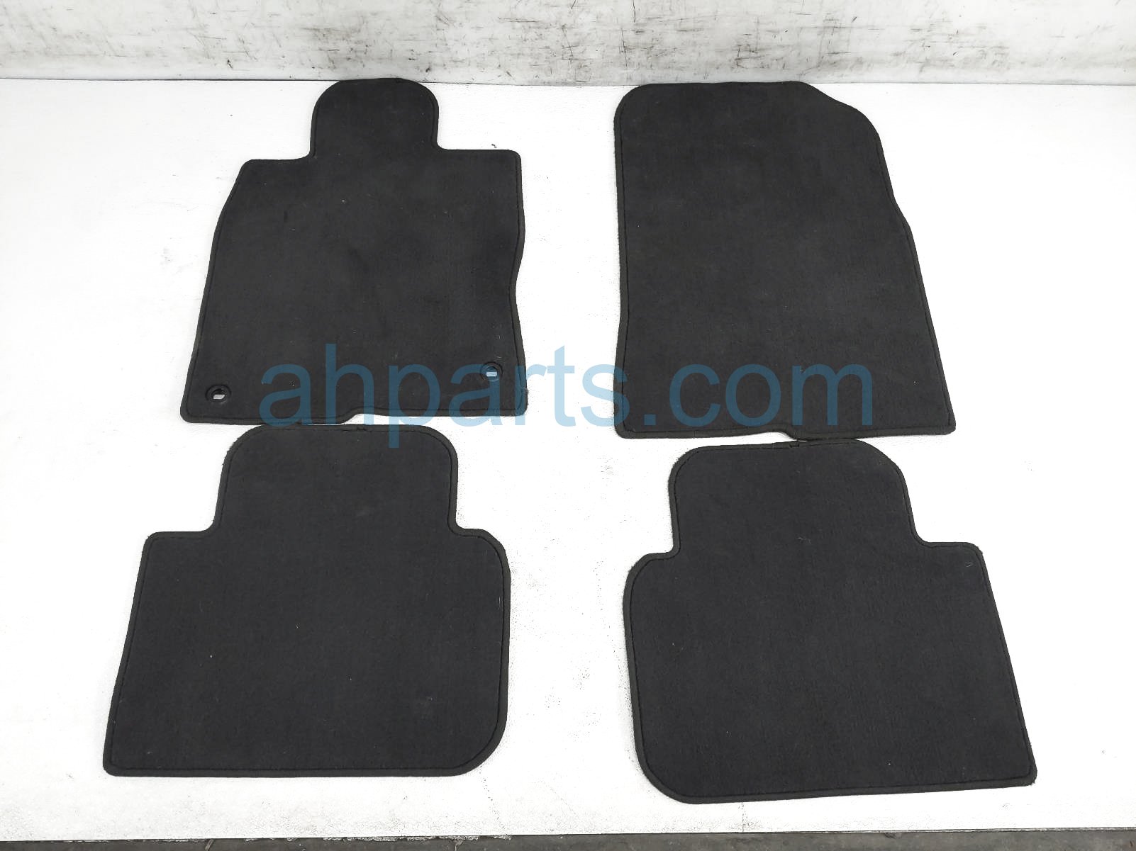 $60 Honda SET OF 4 FLOOR MATS - BLACK CLOTH