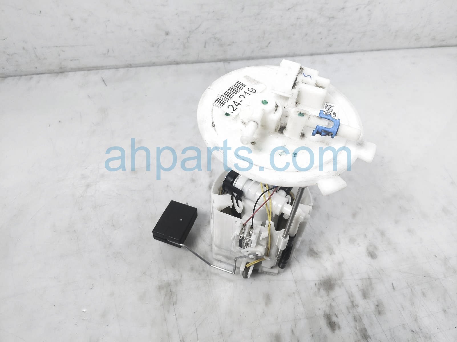 $75 Nissan GAS / FUEL PUMP (TANK MOUNTED) $75 Nissan GAS / FUEL PUMP (TANK MOUNTED)