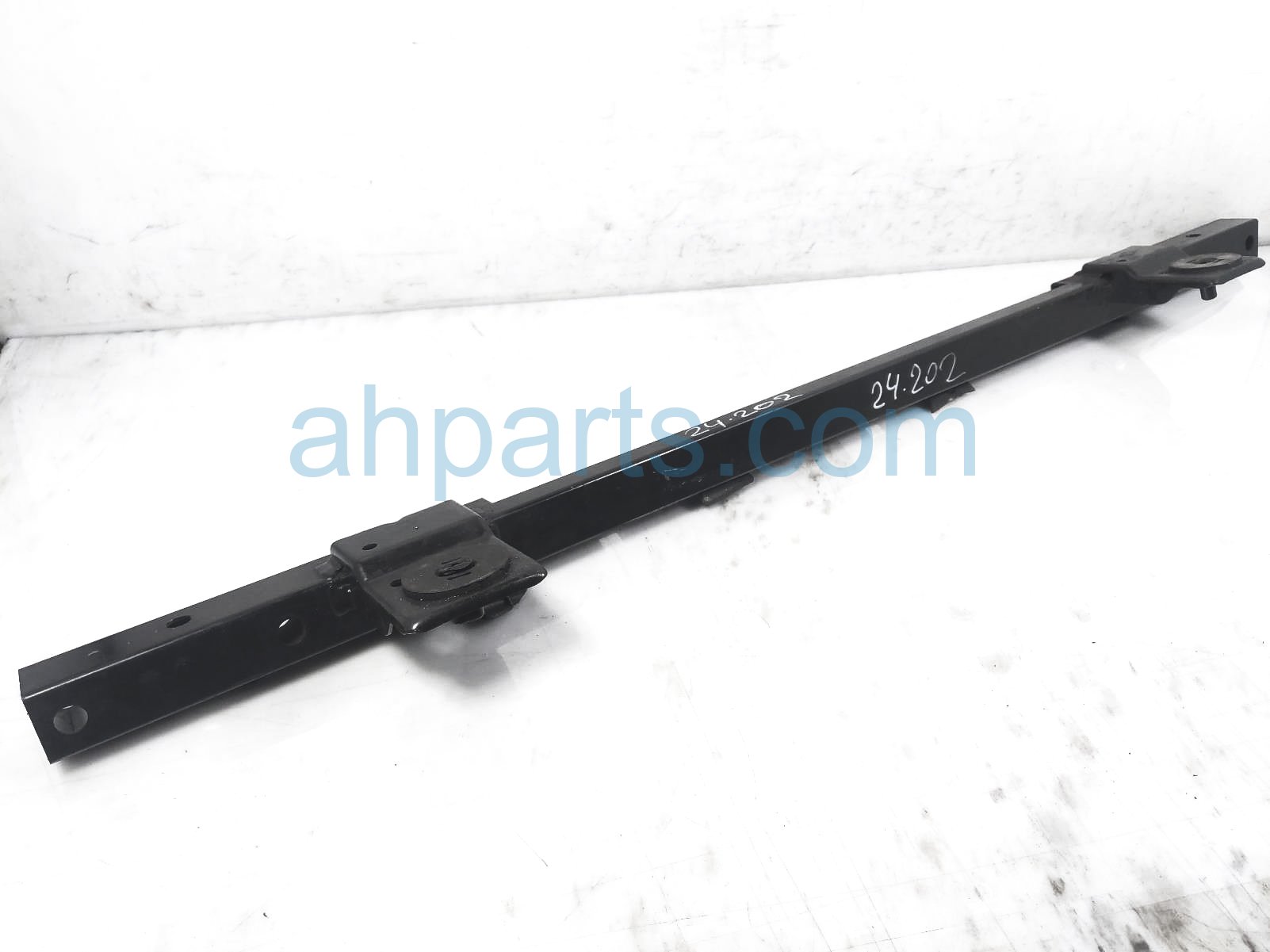 $150 Dodge FRONT LOWER BUMPER BEAM - 2.4L