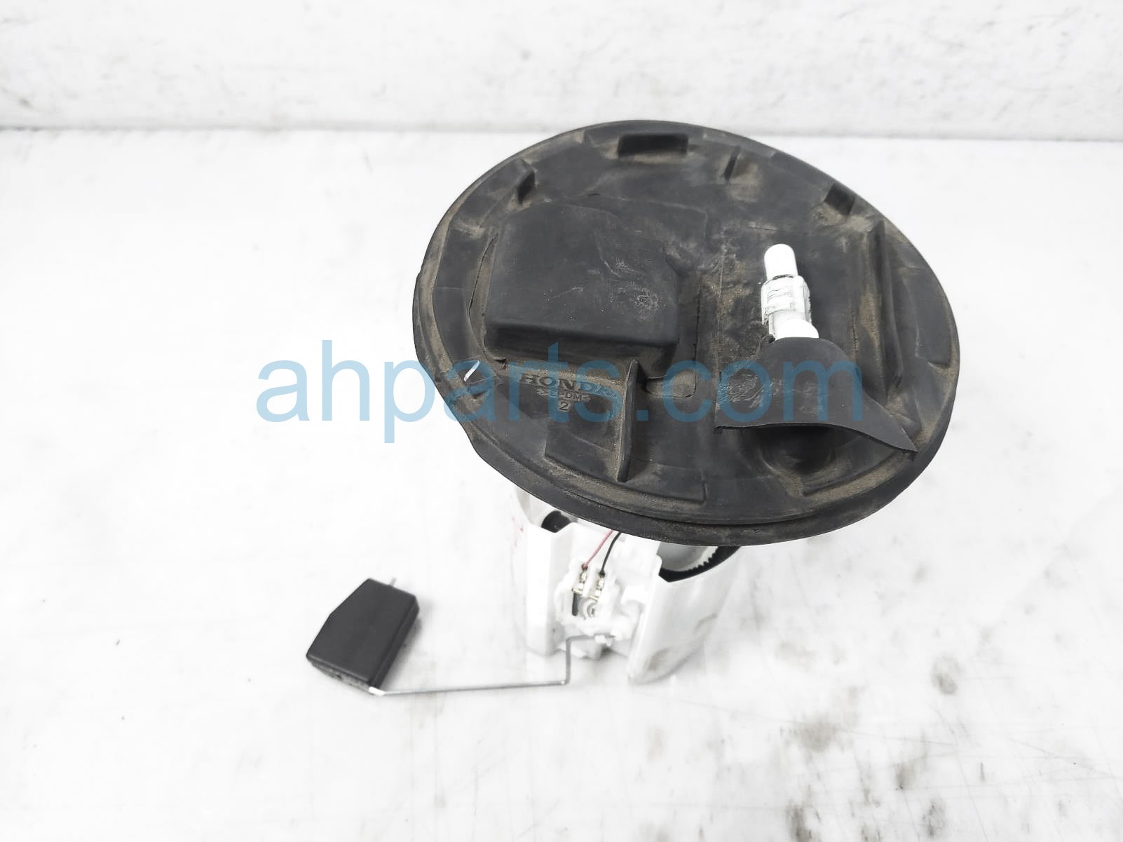 $125 Honda GAS / FUEL PUMP (TANK MOUNTED)