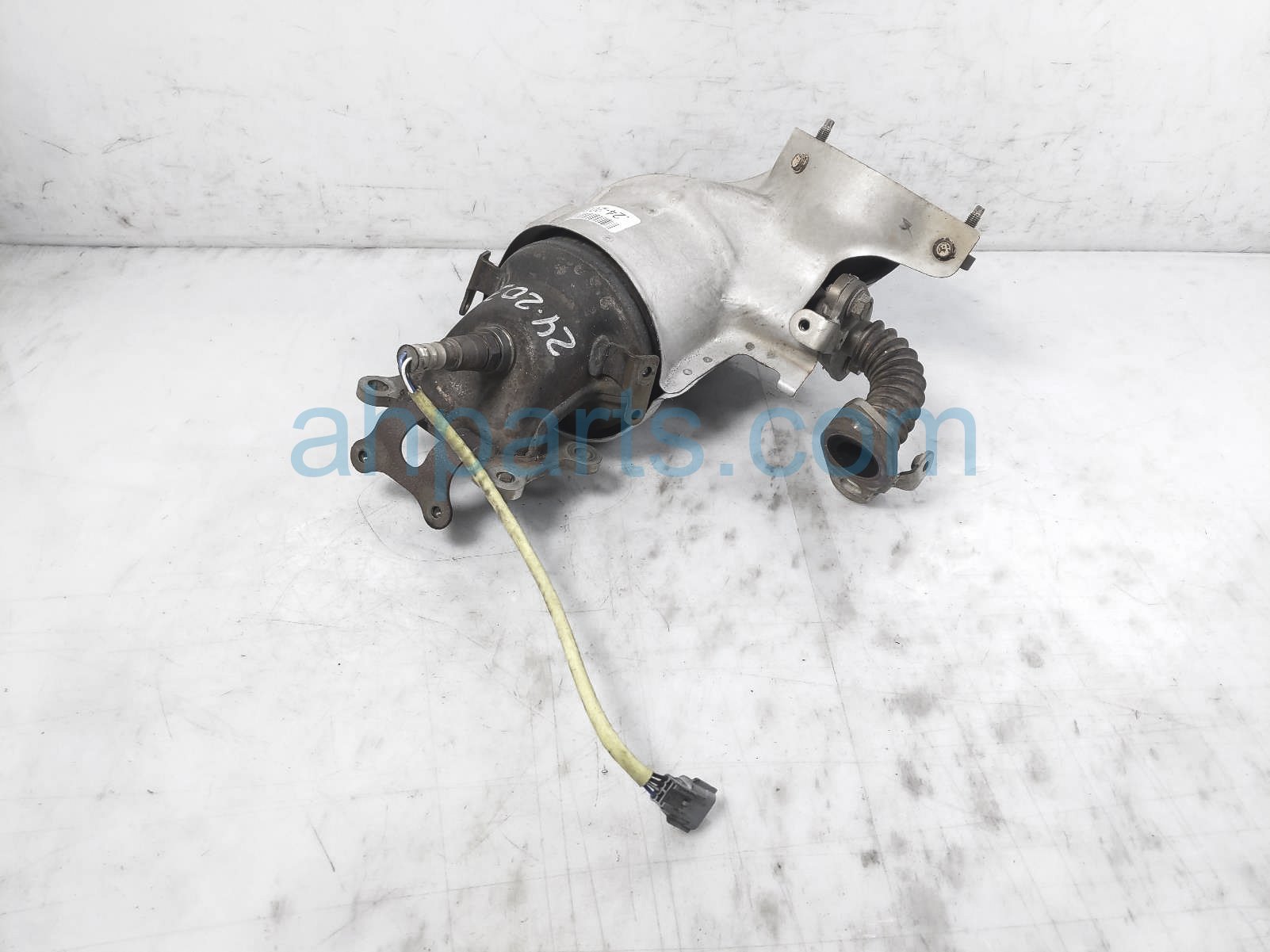 $295 Nissan EXHAUST MANIFOLD- 2.5L FWD $295 Nissan EXHAUST MANIFOLD- 2.5L FWD