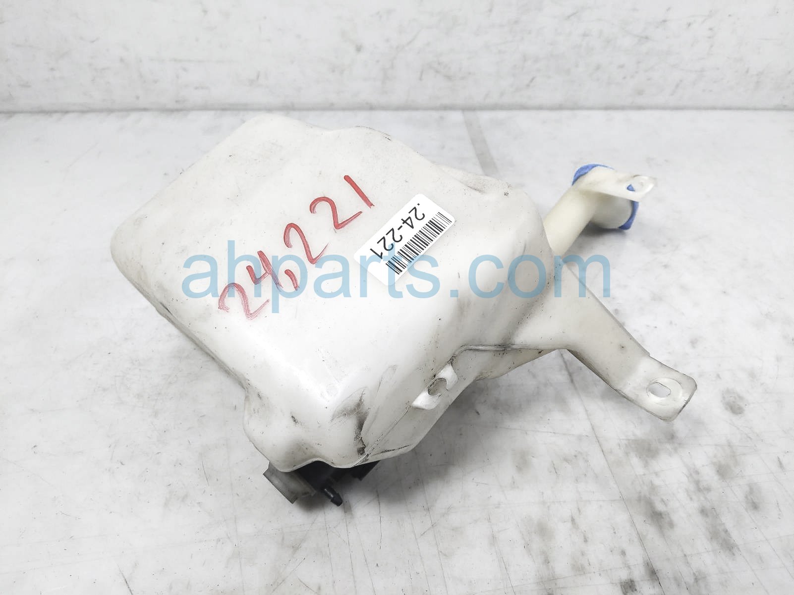 $45 Honda WINDSHIELD WASHER RESERVOIR TANK $45 Honda WINDSHIELD WASHER RESERVOIR TANK