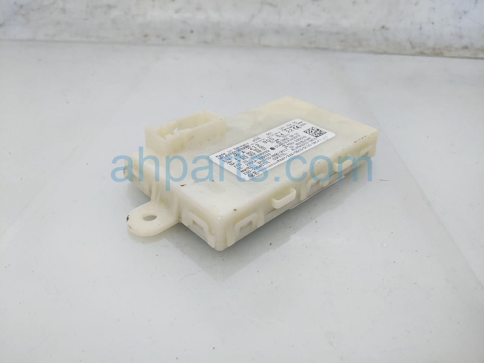 $50 Mercedes KEYLESS GO CONTROL MODULE - CONV $50 Mercedes KEYLESS GO CONTROL MODULE - CONV