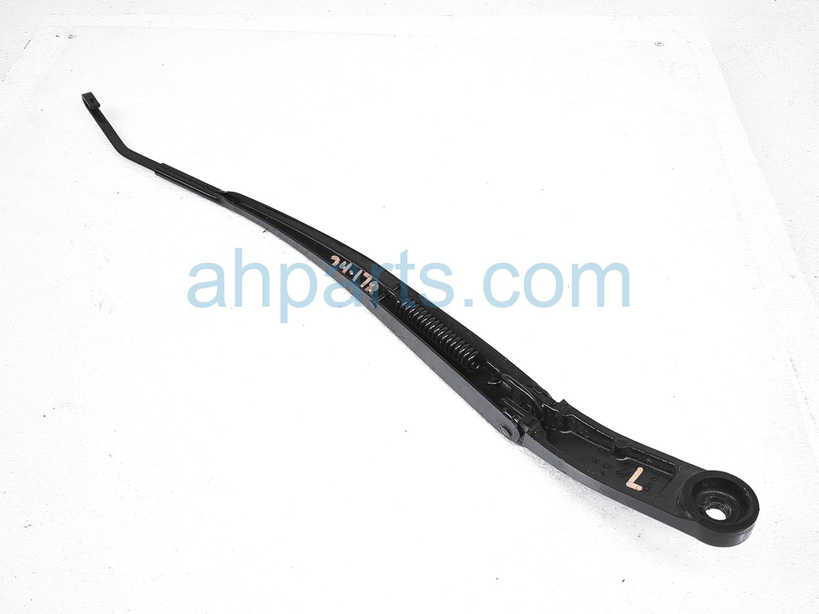 $30 Honda LH WINDSHIELD WIPER ARM $30 Honda LH WINDSHIELD WIPER ARM