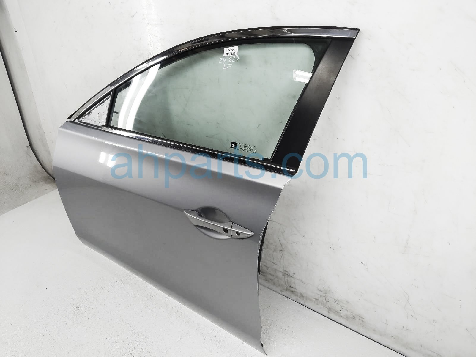 Sold 2017 Acura ILX Front Driver Door - Silver - No Mirror/trim