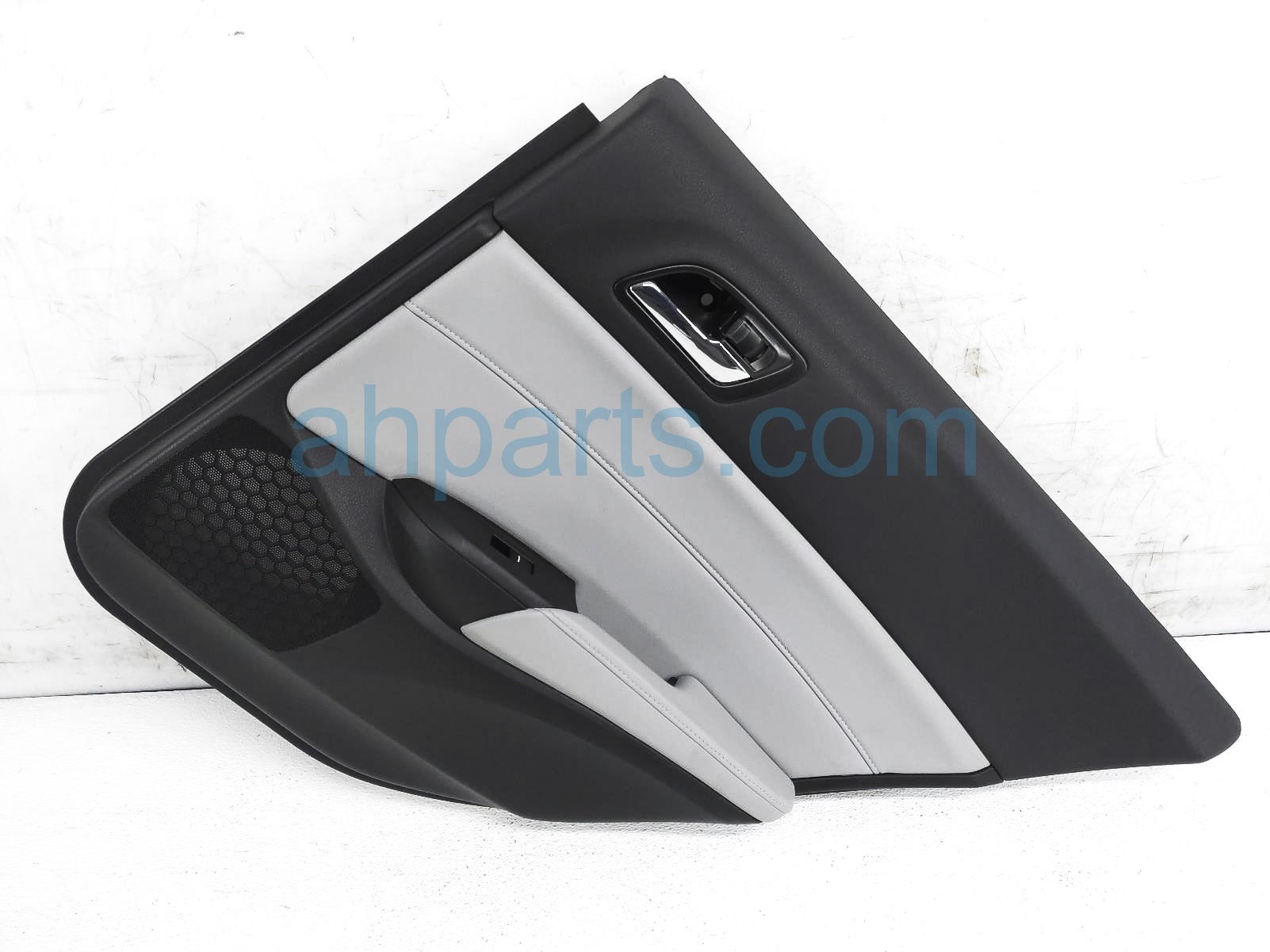 $75 Acura RR/RH INTERIOR DOOR PANEL - GREY/BLK $75 Acura RR/RH INTERIOR DOOR PANEL - GREY/BLK