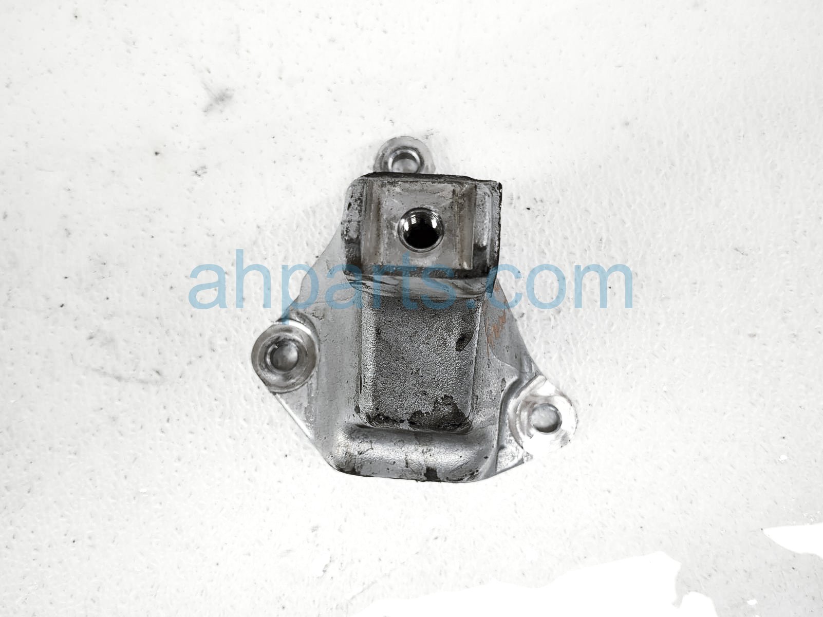 $30 Acura FRONT ENGINE MOUNT BRACKET - FWD $30 Acura FRONT ENGINE MOUNT BRACKET - FWD
