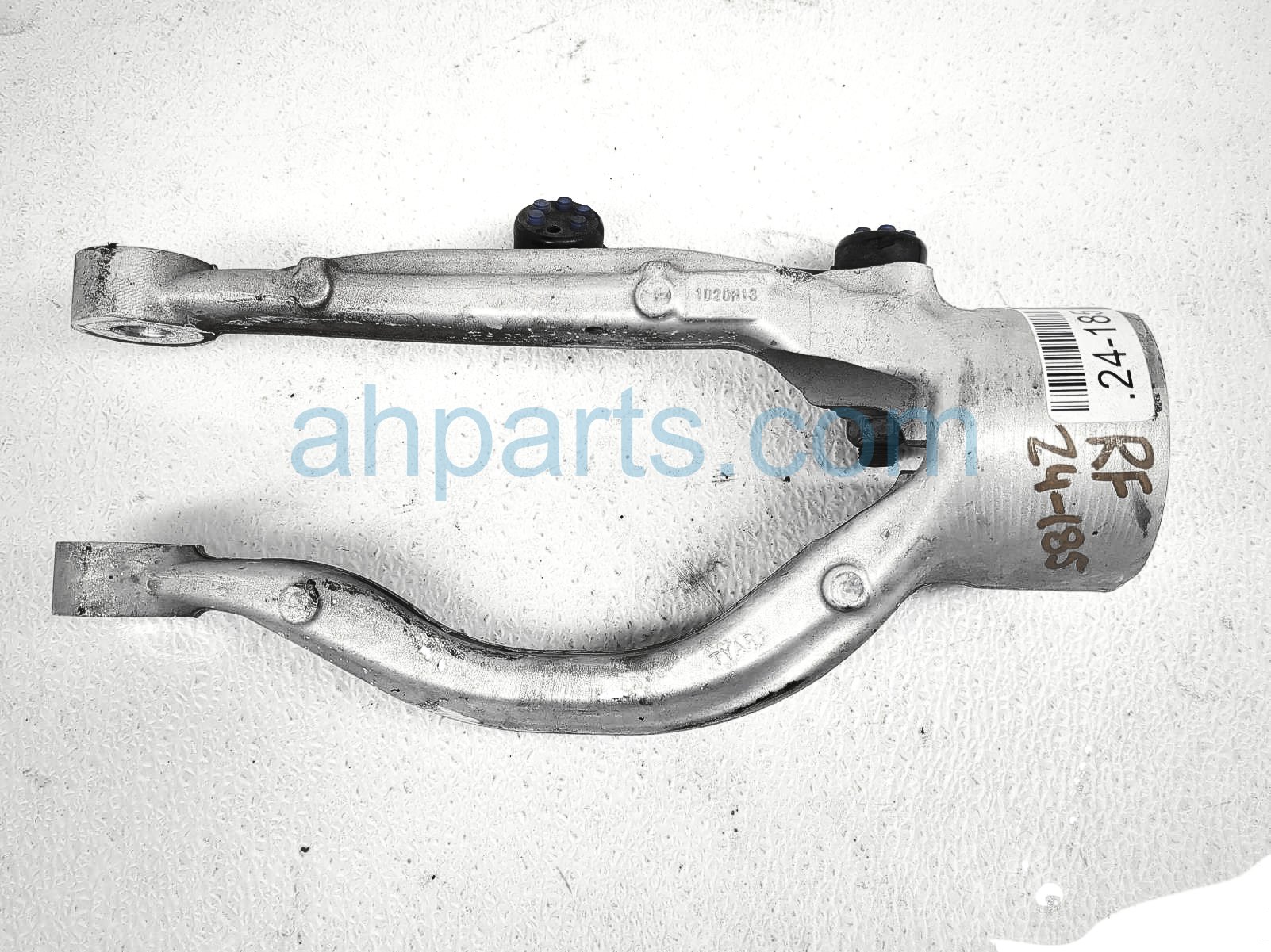 $35 Acura FR/RH STRUT FORK - 3.5L FWD $35 Acura FR/RH STRUT FORK - 3.5L FWD