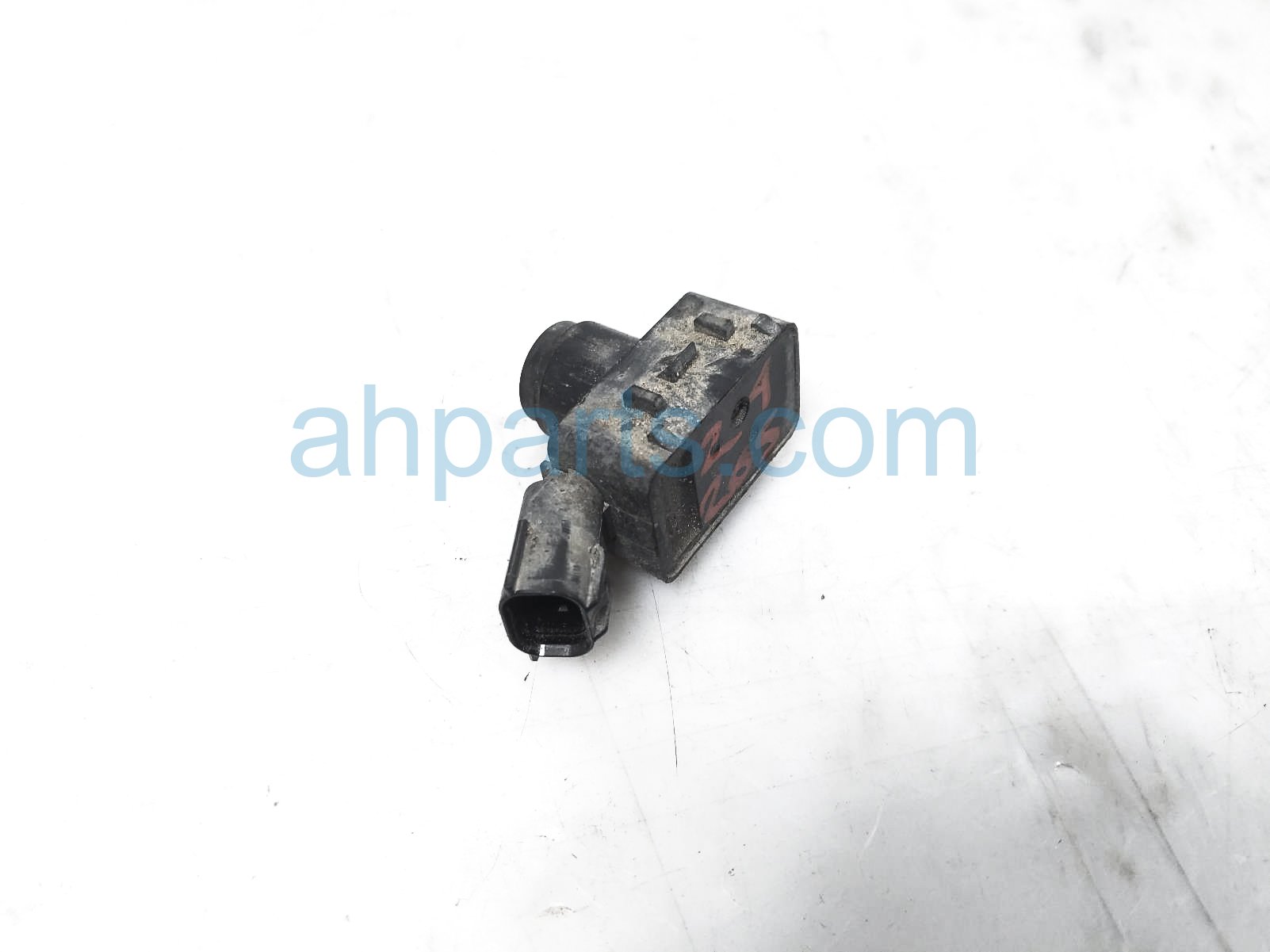 $50 Lexus SINGLE PARKING AID SENSOR - GRAY $50 Lexus SINGLE PARKING AID SENSOR - GRAY