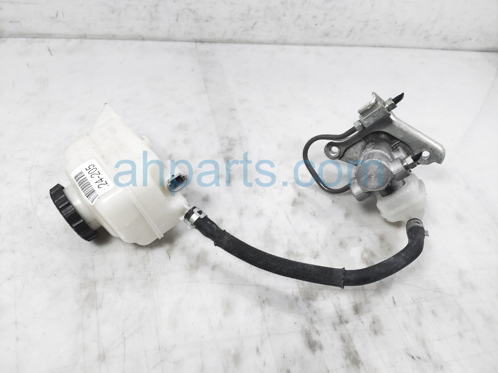 $59 Lexus BRAKE MASTER CYLINDER W/RESERVOIR