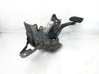 $35 Nissan BRAKE PEDAL ASSY - SL 3.5L $35 Nissan BRAKE PEDAL ASSY - SL 3.5L