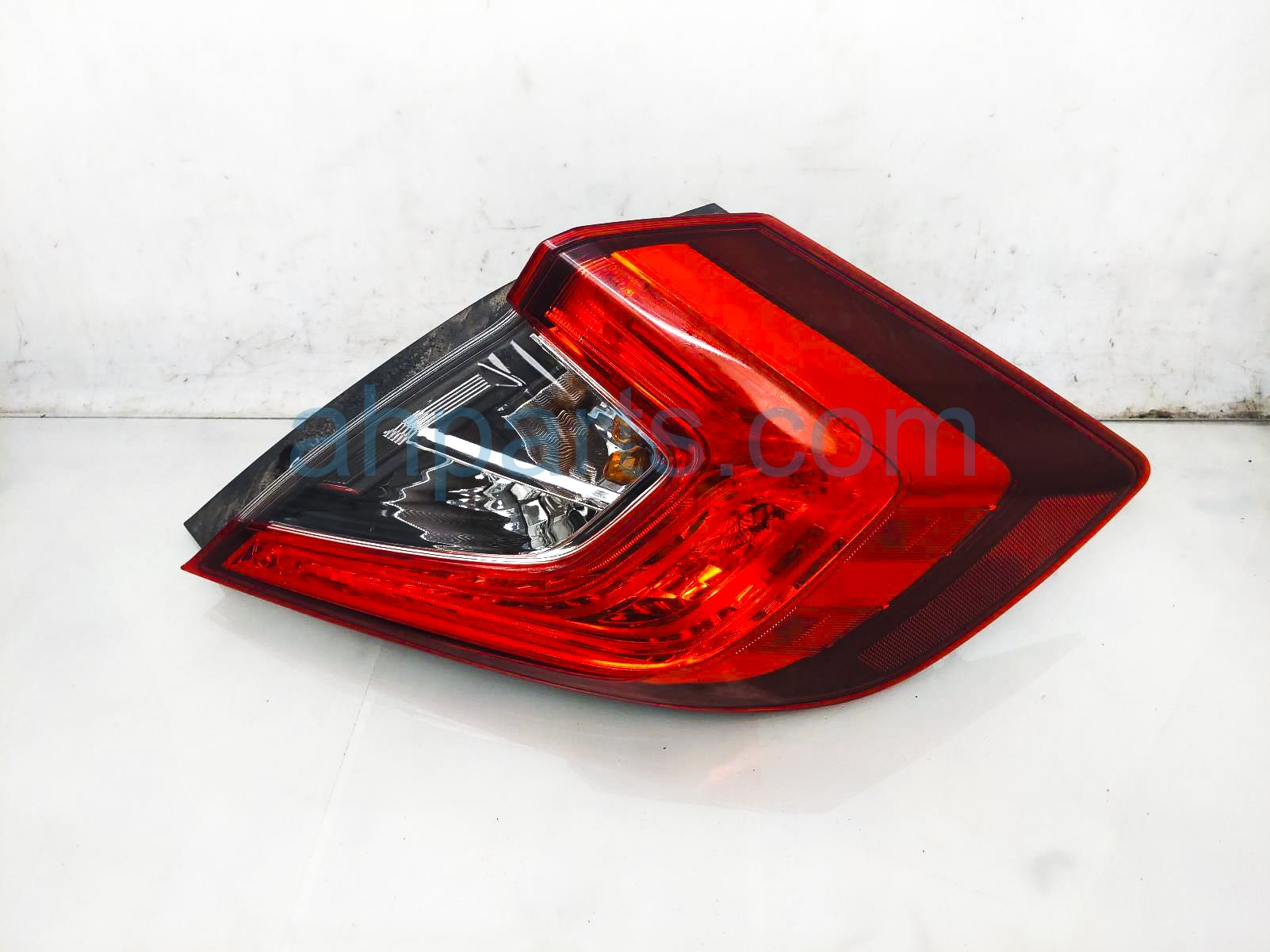 $99 Honda RH TAIL LAMP (ON BODY) $99 Honda RH TAIL LAMP (ON BODY)