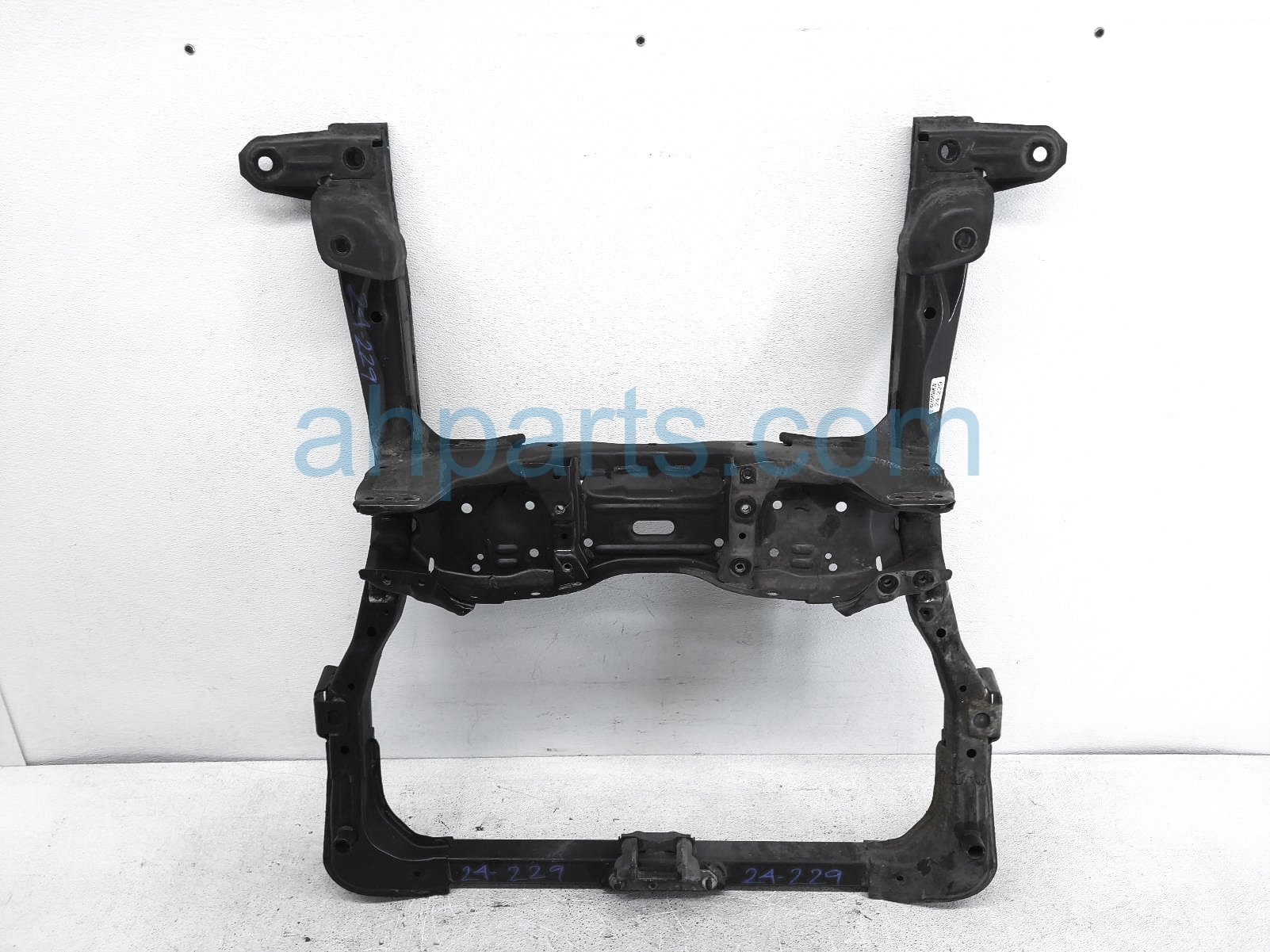 Sold 2012 Subaru Outback Legacy Crossmember Front Engine Sub Frame