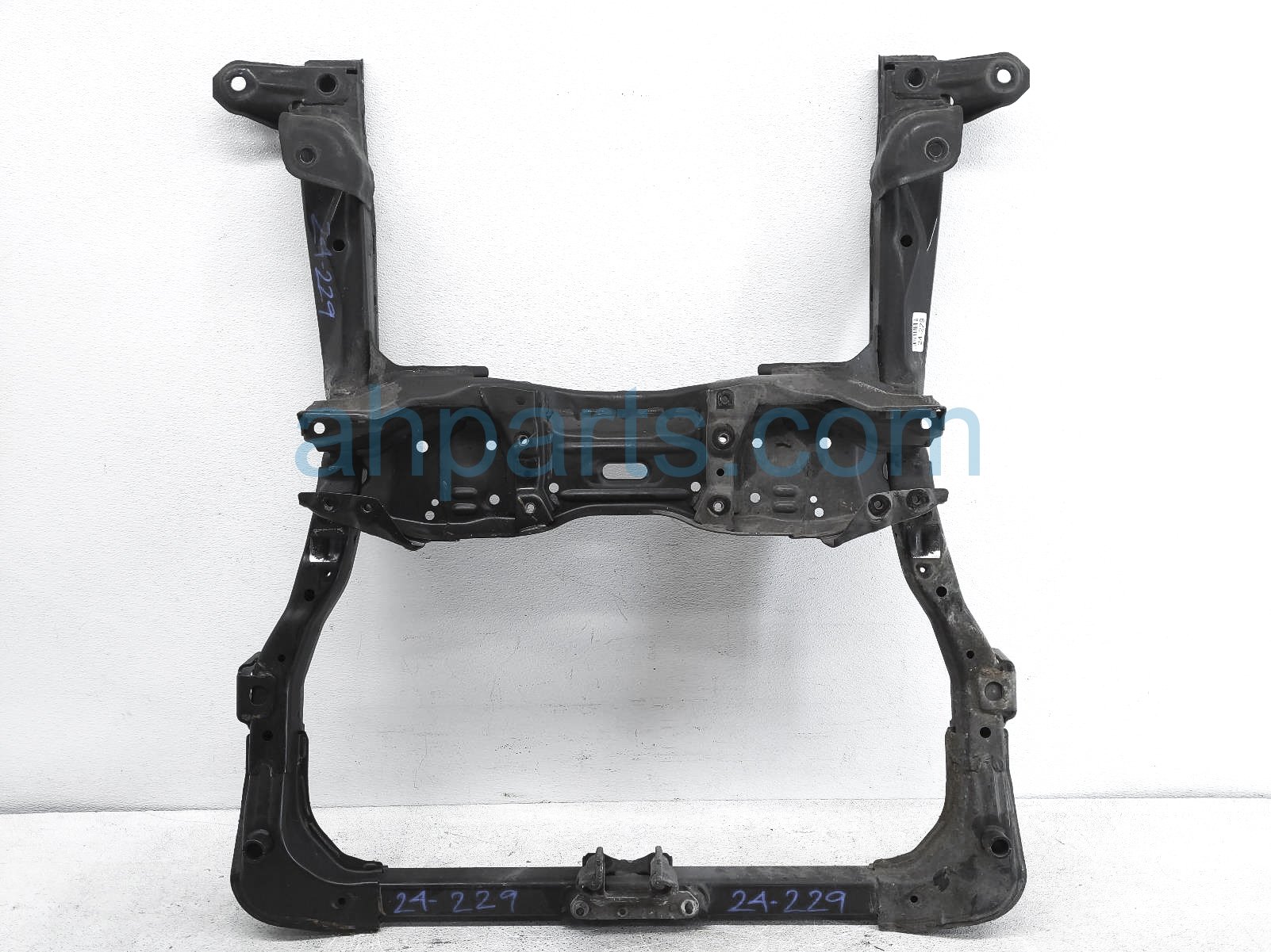 Sold 2012 Subaru Outback Legacy Crossmember Front Engine Sub Frame