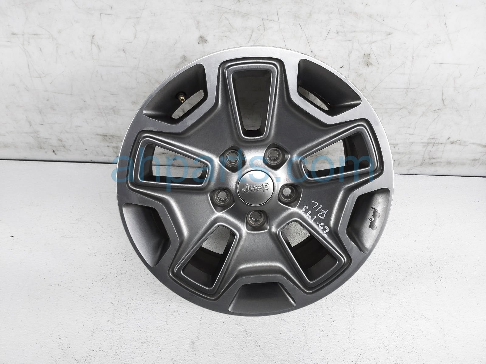 $149 Jeep RR/LH WHEEL / RIM $149 Jeep RR/LH WHEEL / RIM