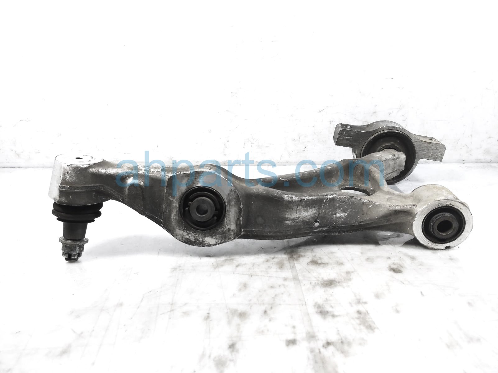 Sold 2021 Acura TLX Front Passenger Lower Control Arm 51350-TGV-A04