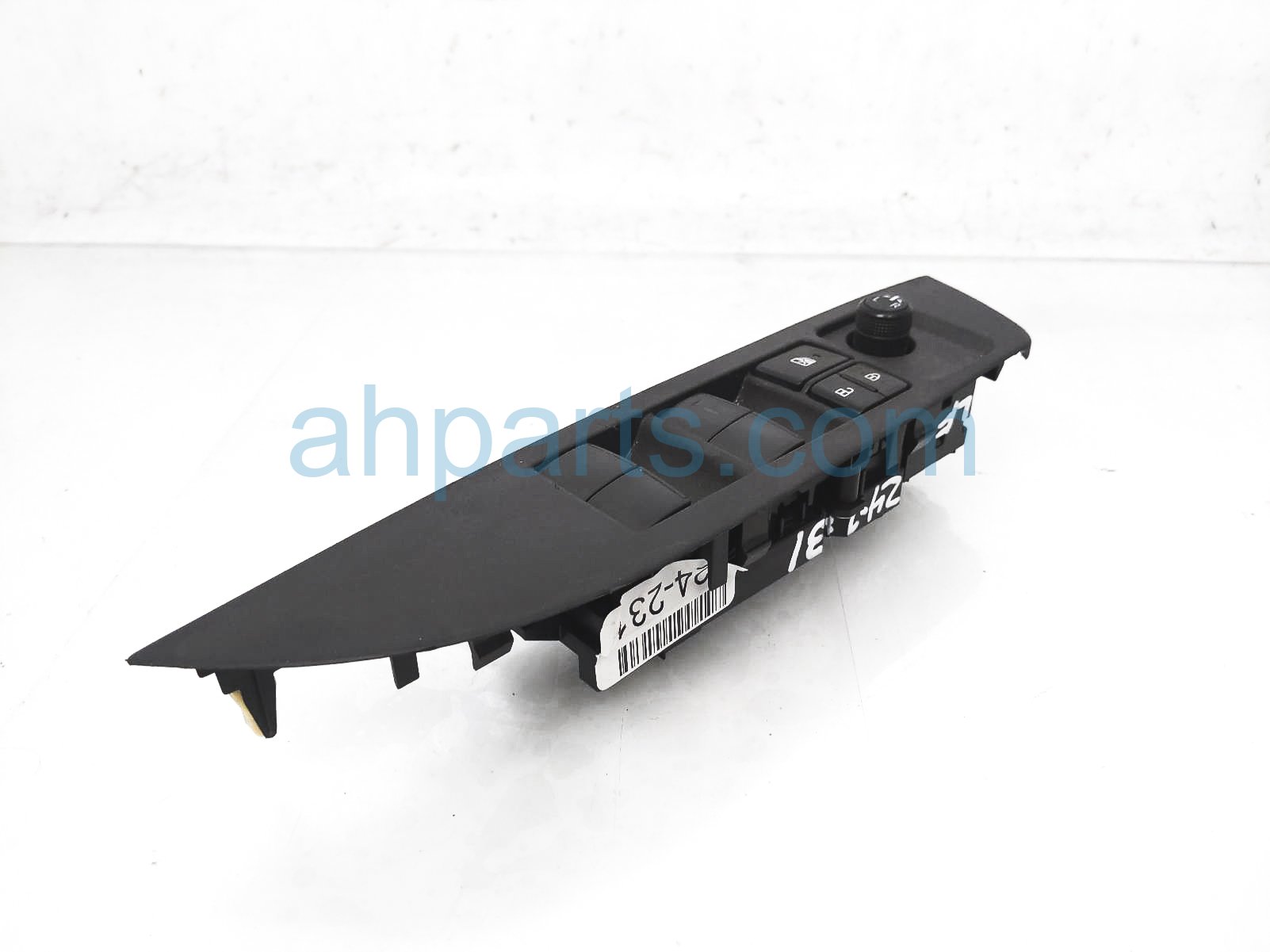 $95 Toyota MASTER WINDOW CONTROL SWITCH $95 Toyota MASTER WINDOW CONTROL SWITCH