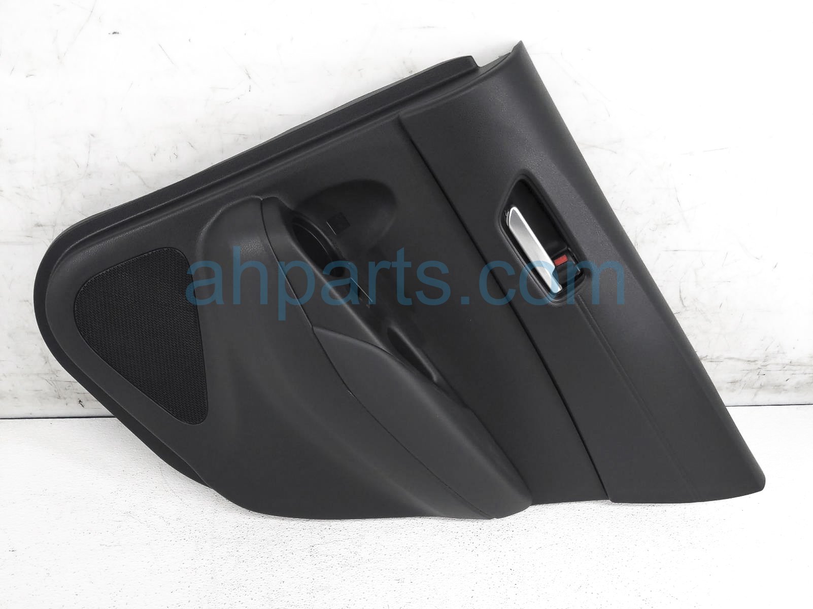 $149 Toyota RR/RH INTERIOR DOOR PANEL - BLACK