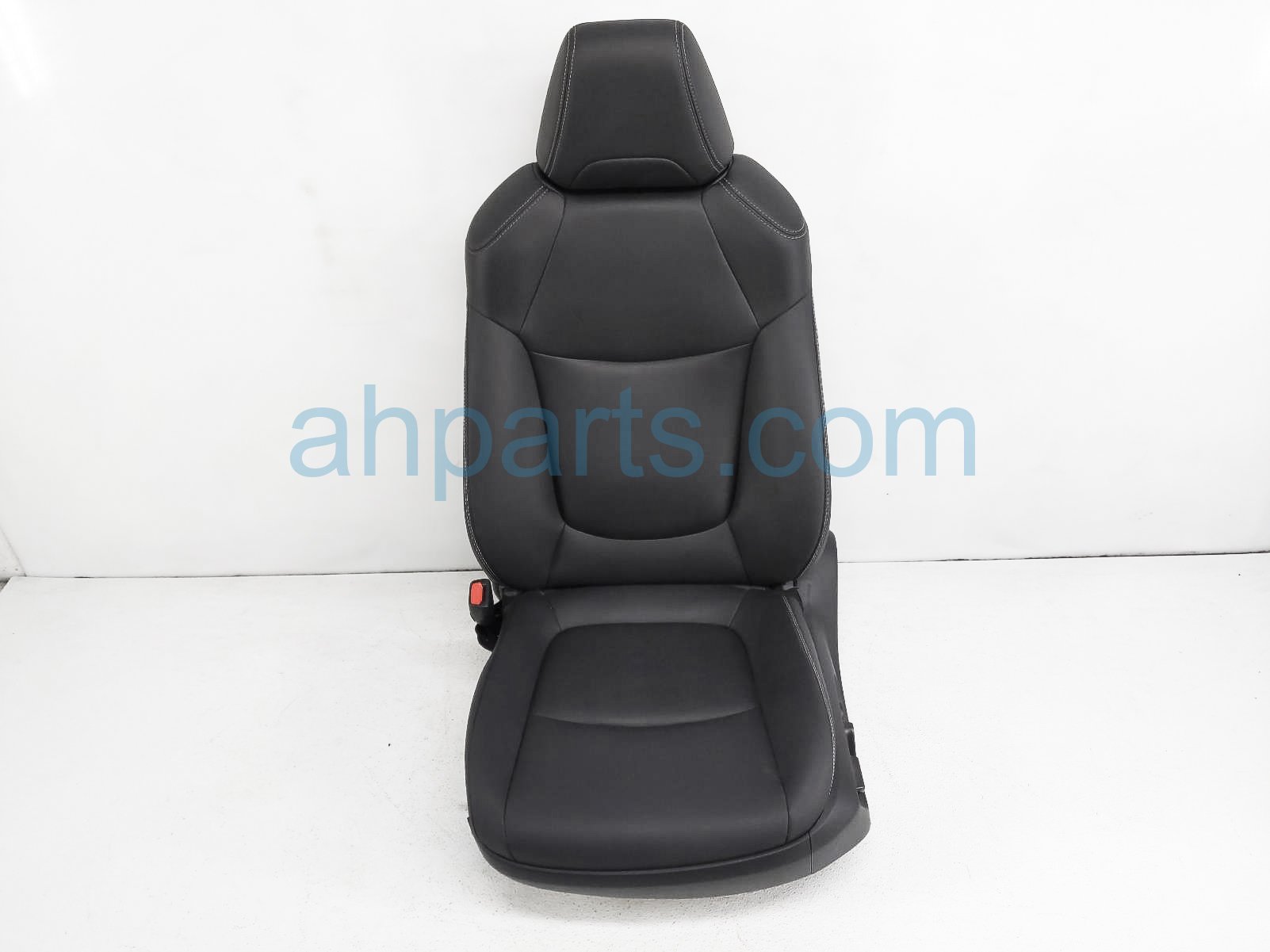 $299 Toyota FR/LH SEAT - BLACK - W/ AIRBAG