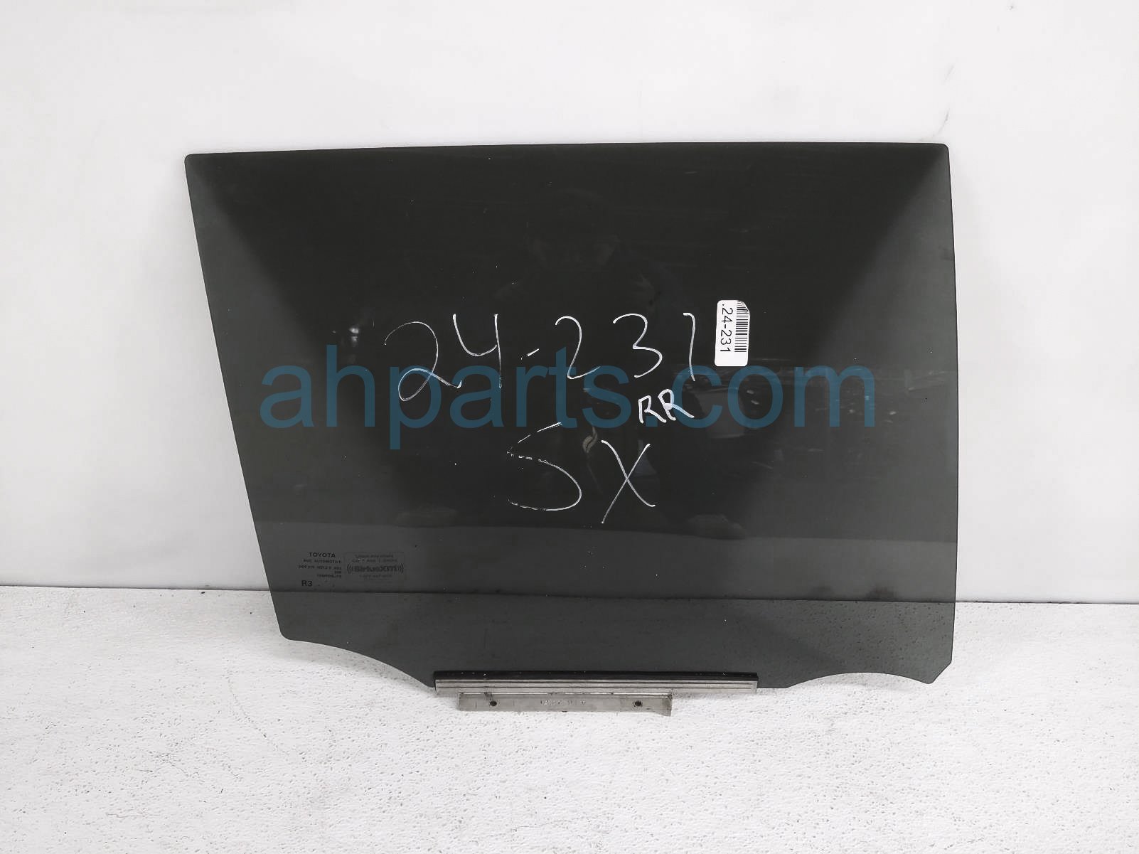 $99 Toyota RR/RH DOOR GLASS WINDOW $99 Toyota RR/RH DOOR GLASS WINDOW