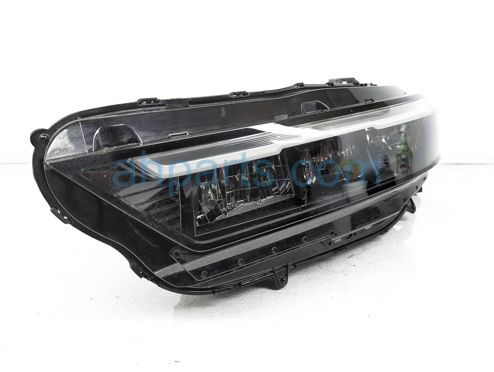 $349 Honda LH HEADLAMP / LIGHT