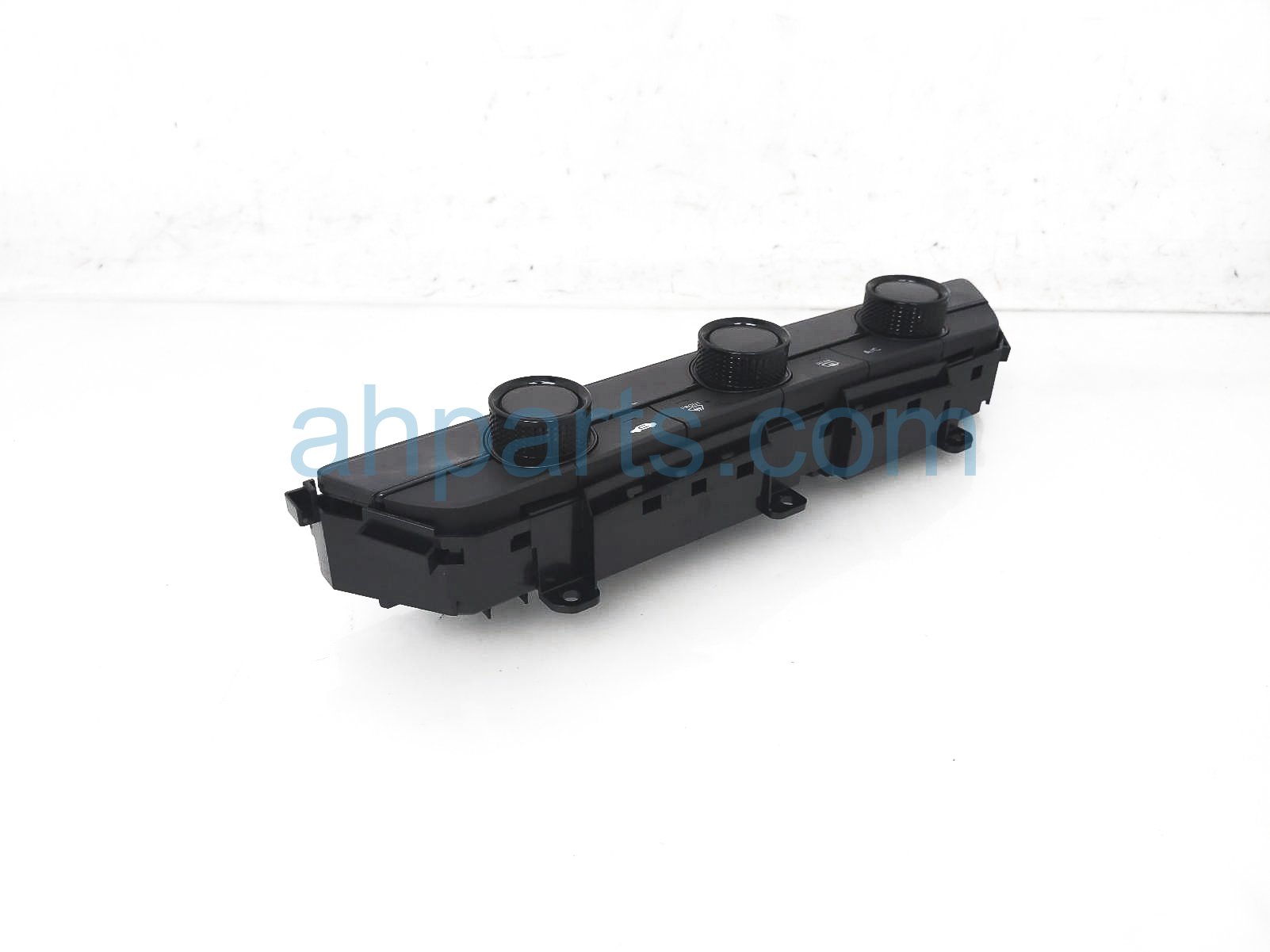 $135 Honda HEATER / AC CONTROL (ON DASH) $135 Honda HEATER / AC CONTROL (ON DASH)