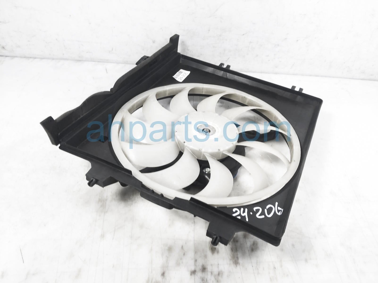 $149 Subaru CONDENSER FAN ASSY $149 Subaru CONDENSER FAN ASSY