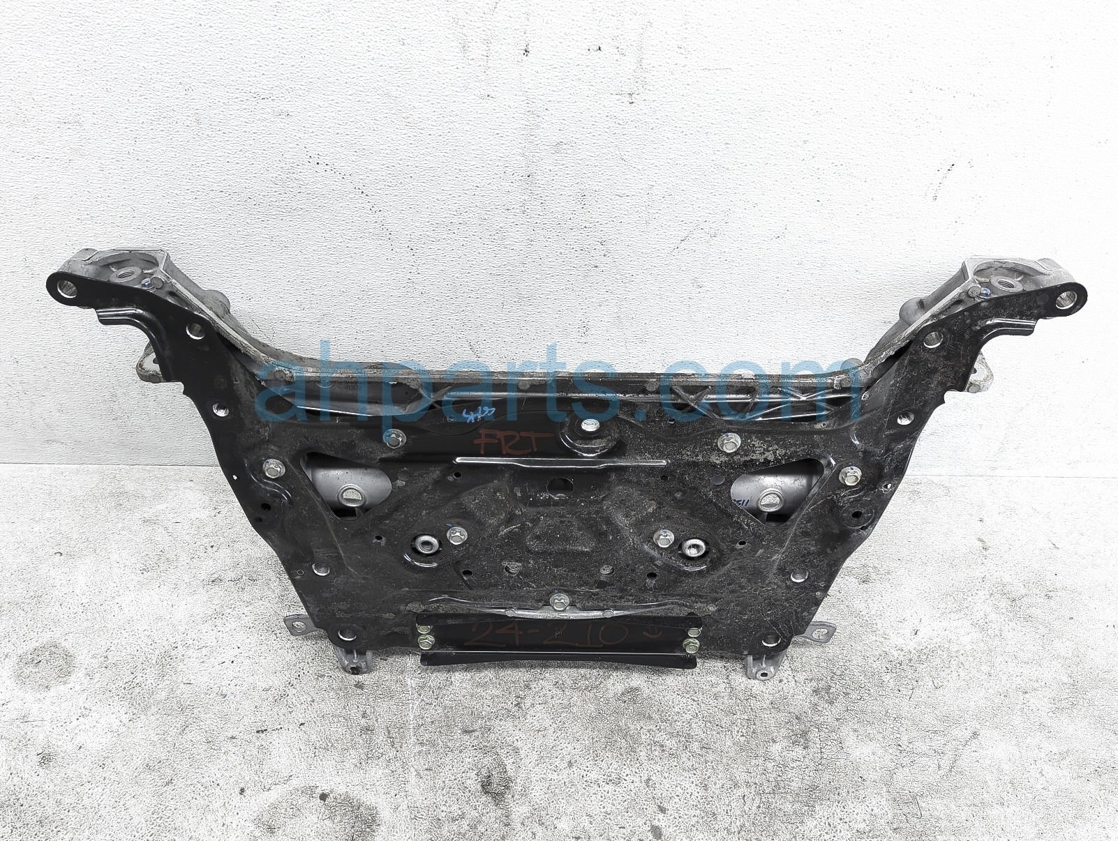 $349 Honda FRONT ENGINE SUB FRAME / CRADLE*