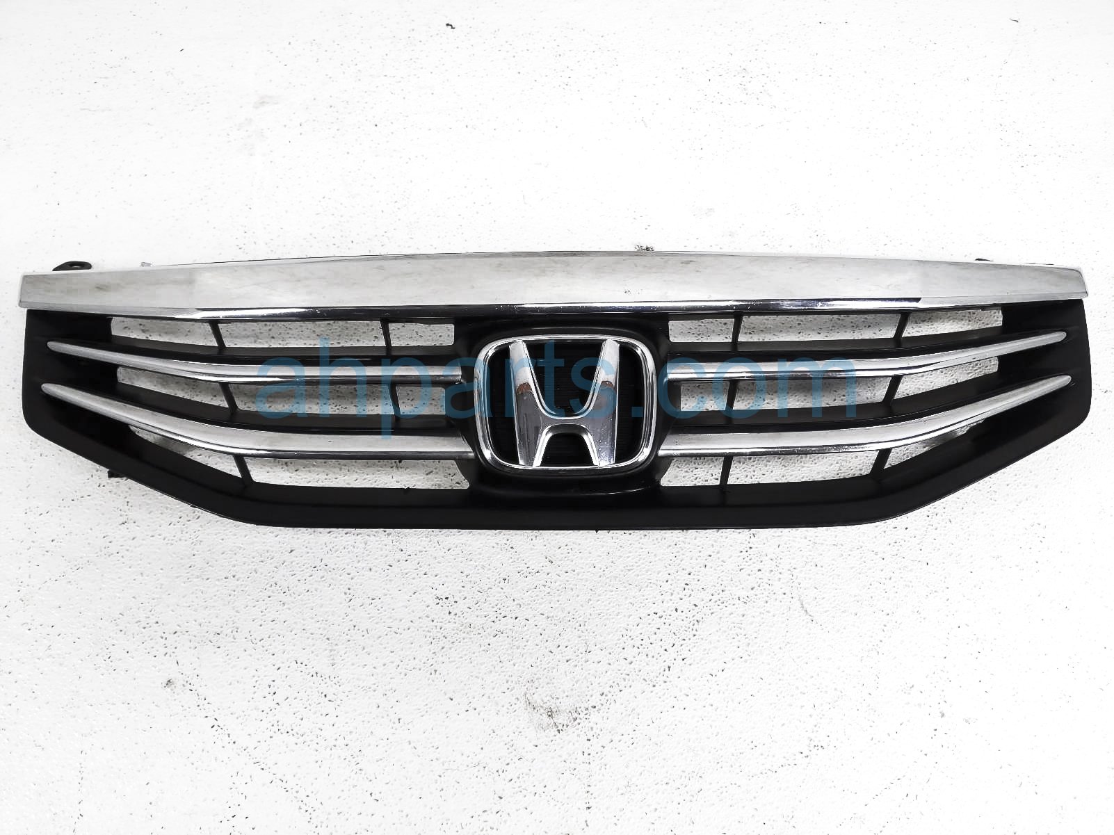 $225 Honda FRONT UPPER GRILLE - CHROME $225 Honda FRONT UPPER GRILLE - CHROME