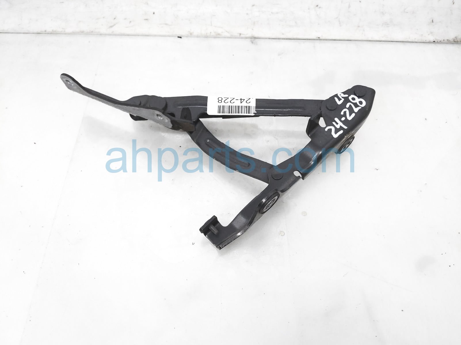 $49 Toyota LH TRUNK HINGE + LIFT CYLINDER- GRAY $49 Toyota LH TRUNK HINGE + LIFT CYLINDER- GRAY