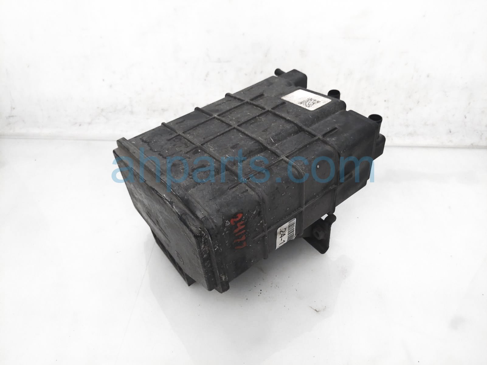 $125 Nissan FUEL VAPOR CHARCOAL CANSITER - 3.8L $125 Nissan FUEL VAPOR CHARCOAL CANSITER - 3.8L