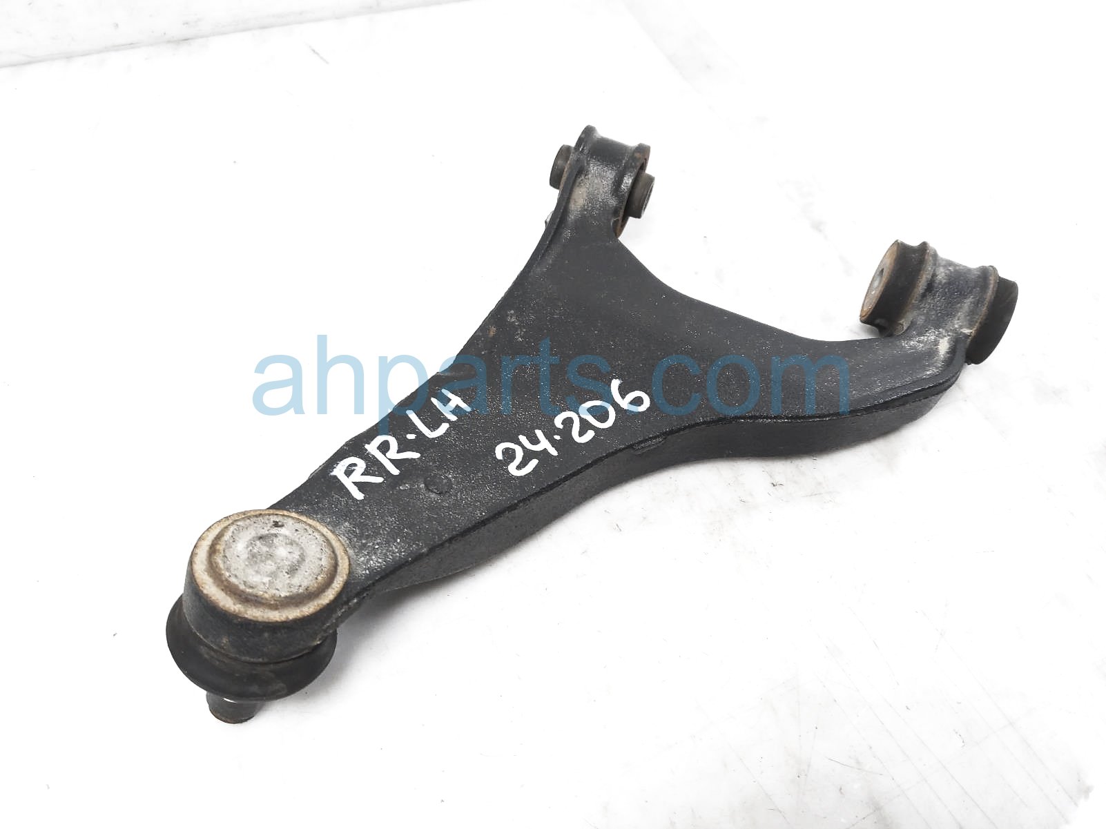 $59 Subaru RR/LH UPPER CONTROL ARM