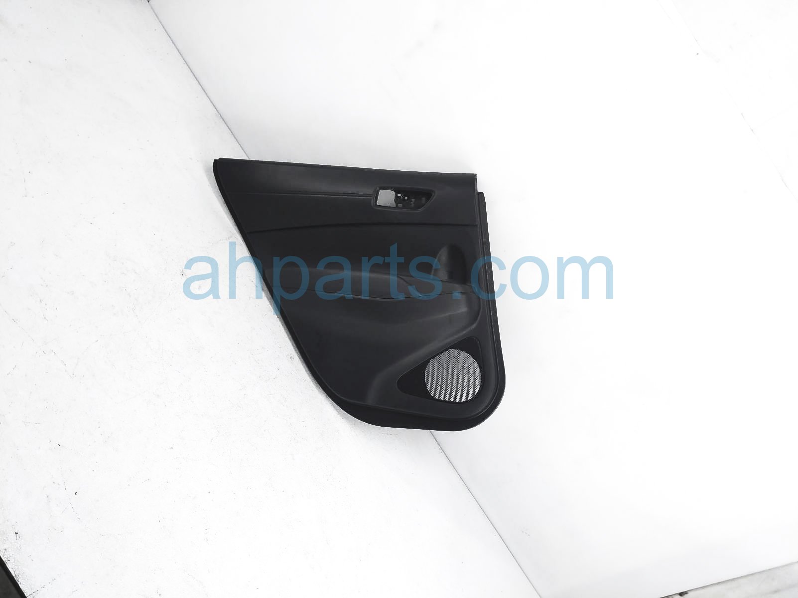 $125 Toyota RR/LH INTERIOR DOOR PANEL - BLACK $125 Toyota RR/LH INTERIOR DOOR PANEL - BLACK