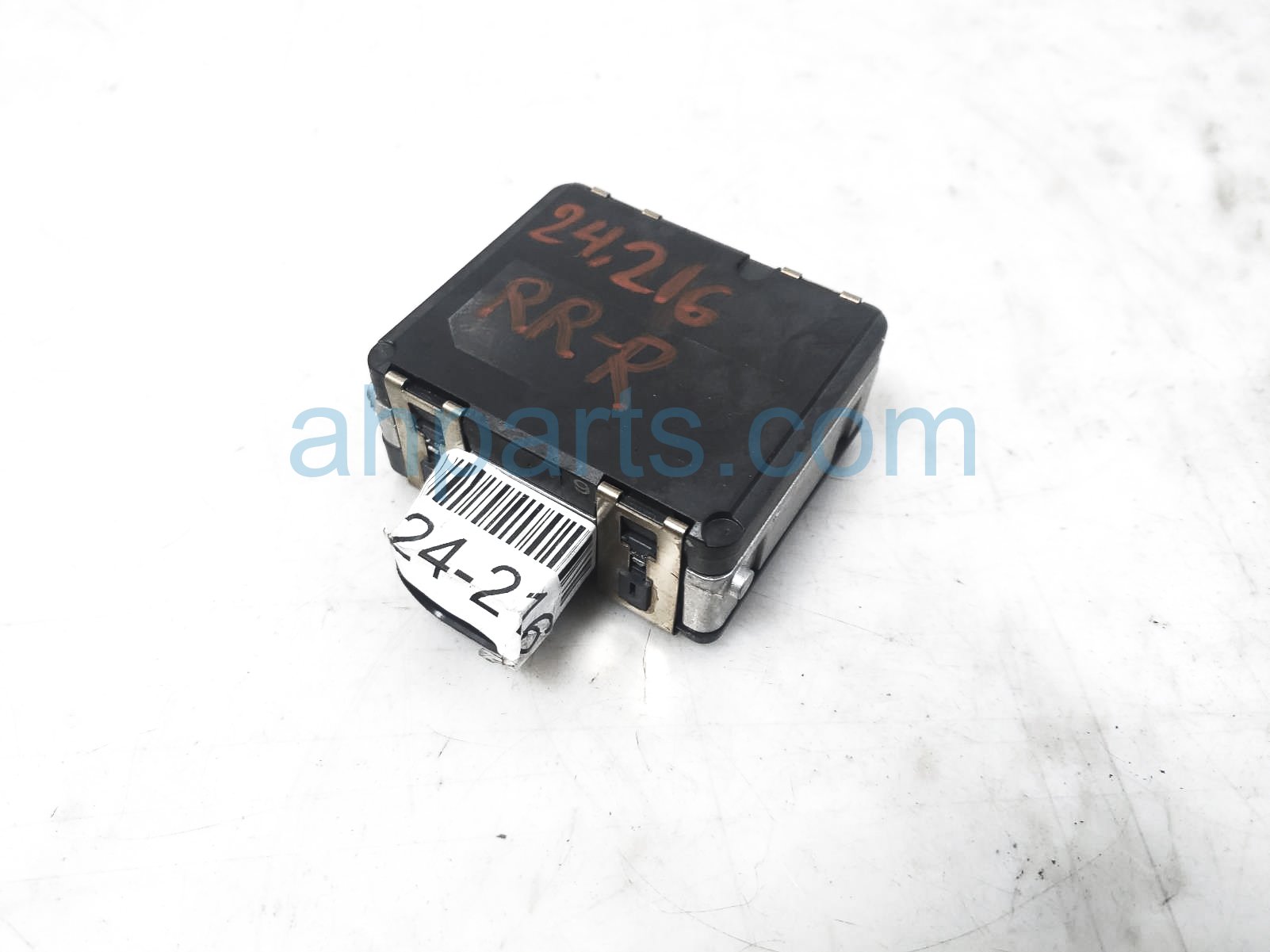 $99 Mercedes RR/RH BLIND SPOT RADAR UNIT $99 Mercedes RR/RH BLIND SPOT RADAR UNIT