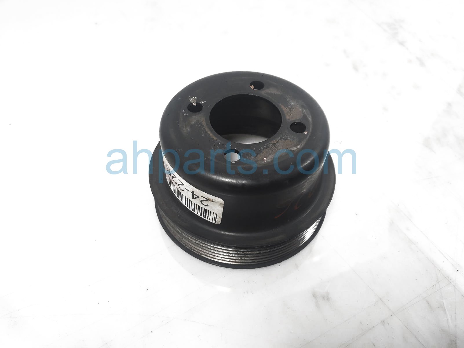 $40 Toyota FAN BELT PULLEY WHEEL $40 Toyota FAN BELT PULLEY WHEEL