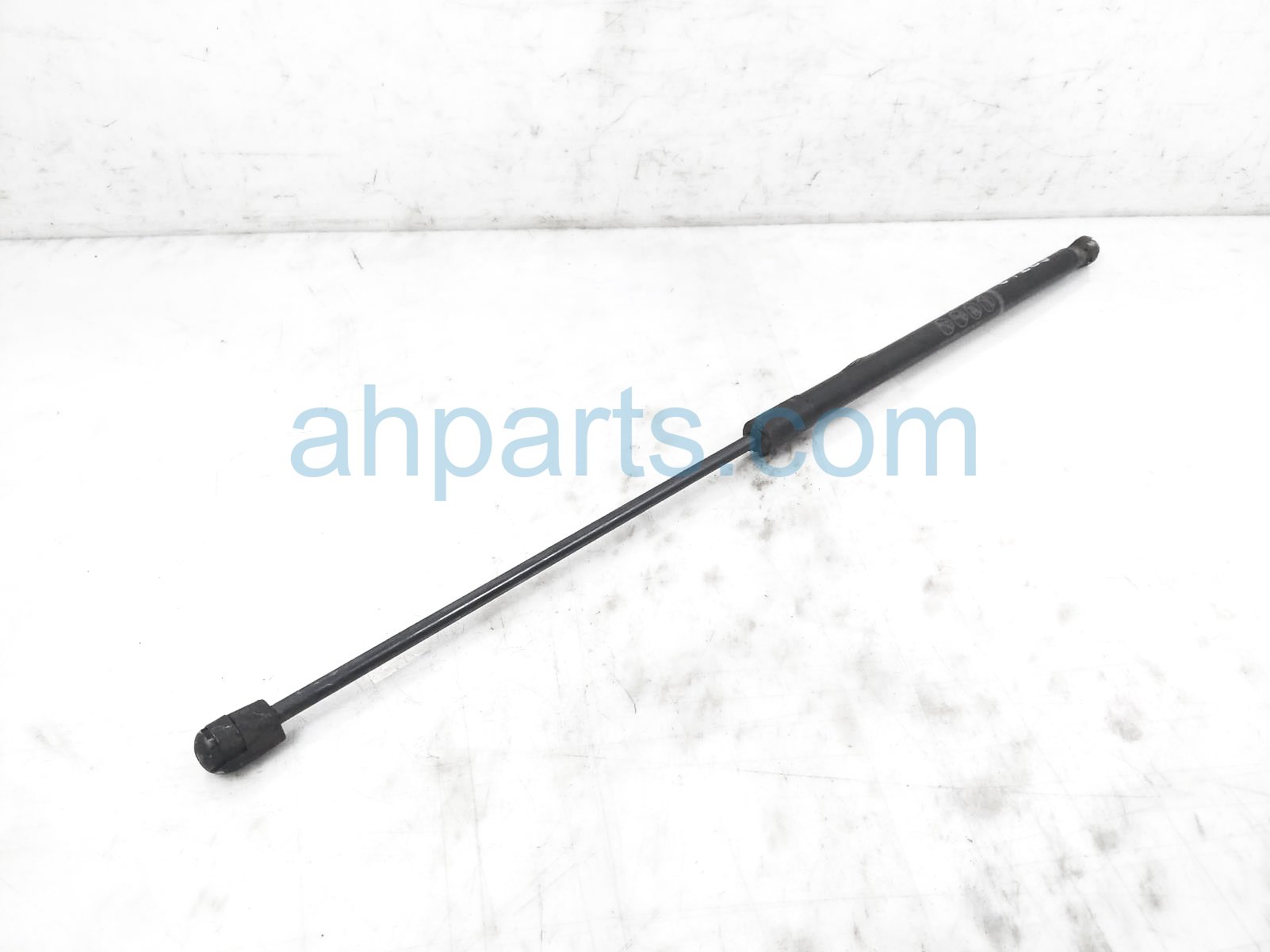 $25 Toyota RH HOOD STRUT / LIFT CYLINDER $25 Toyota RH HOOD STRUT / LIFT CYLINDER