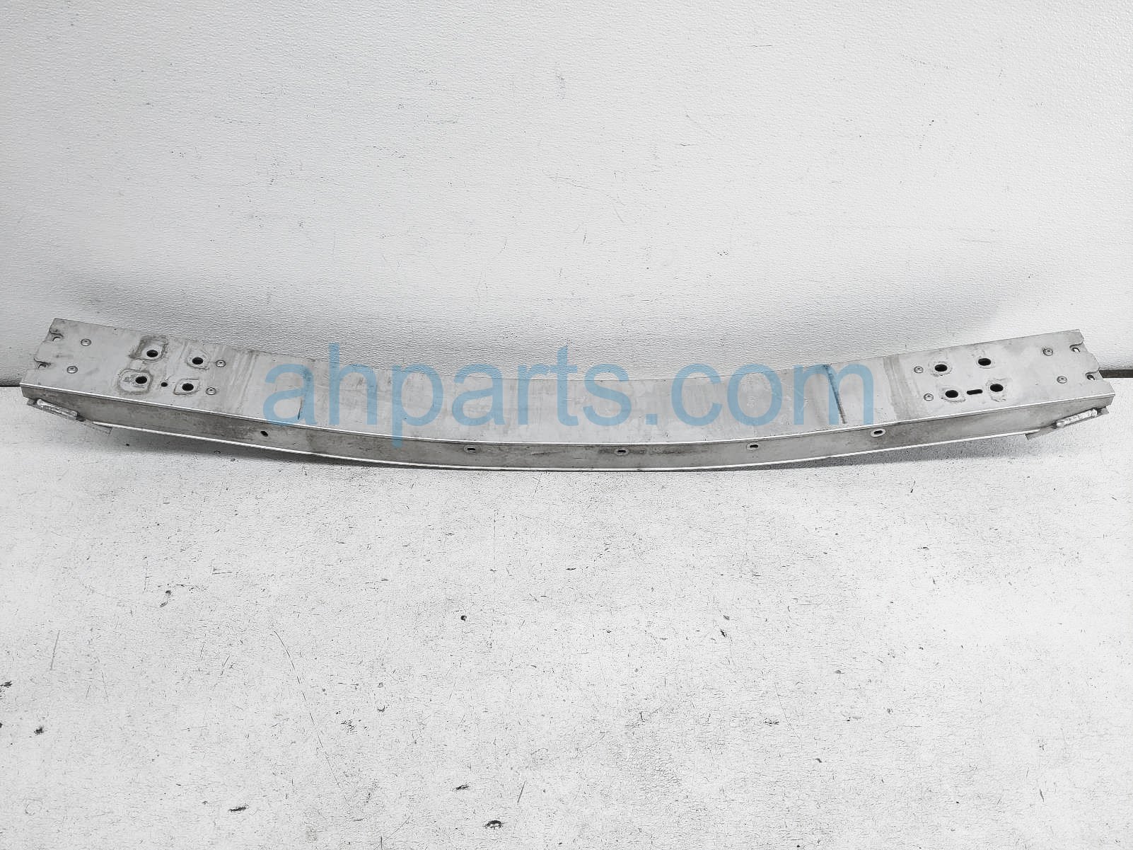 Sold 2021 Toyota Sienna Beam Front Bumper Upper Reinforcement Bar 52021 ...