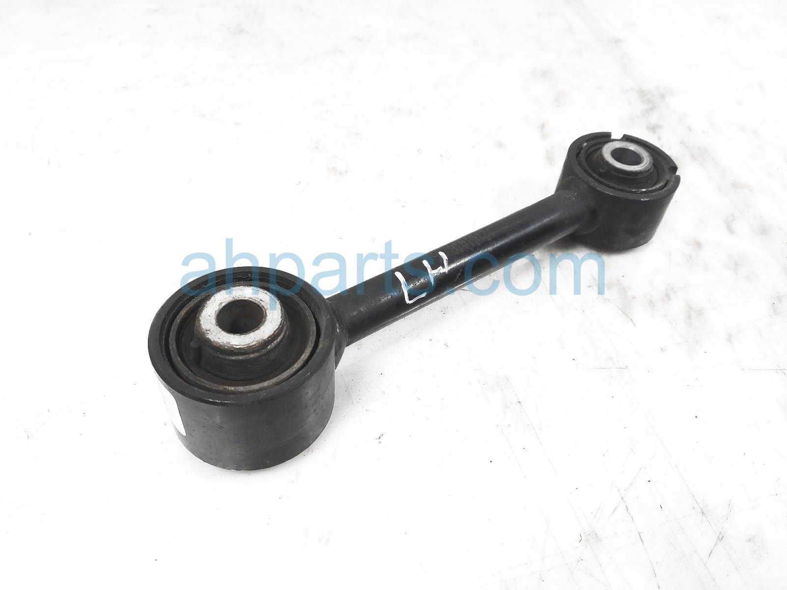$75 Toyota RR/LH LATERAL CONTROL ARM $75 Toyota RR/LH LATERAL CONTROL ARM